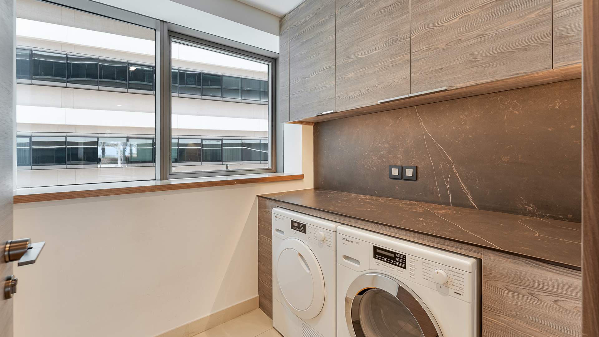 3 Bedroom Apartment for Sale in Mansion 4, Palm Jumeirah — photograph 18 of 28