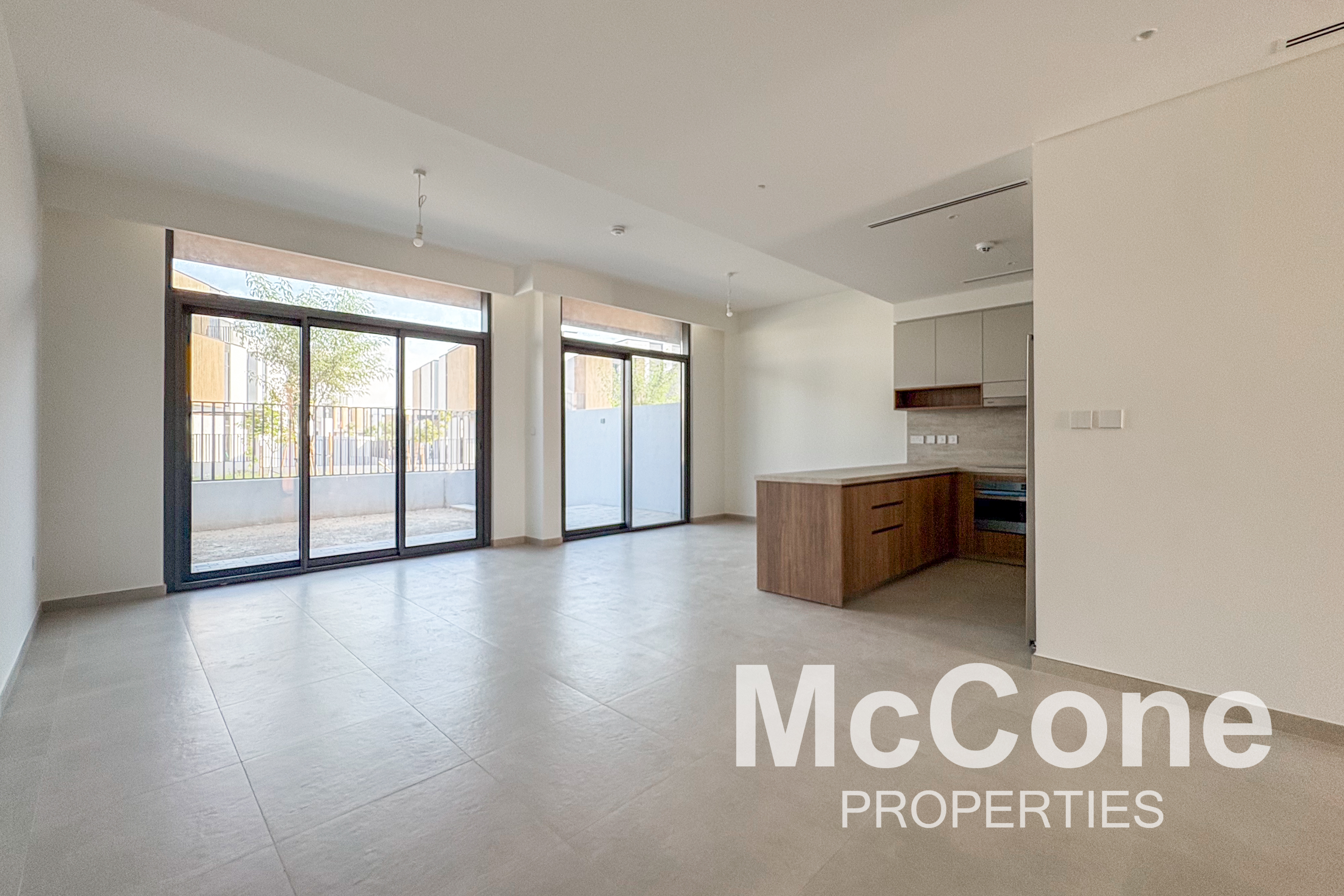 3 Bedroom Townhouse for Sale in Mudon Al Ranim 3, Mudon — photo 2 of 14