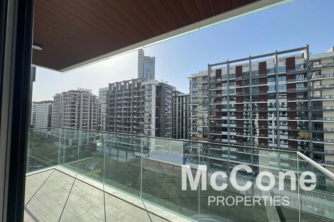 2 Bedroom Apartment for Sale in Kensington Waters B, Mohammed Bin Rashid City — photo 6 of 10