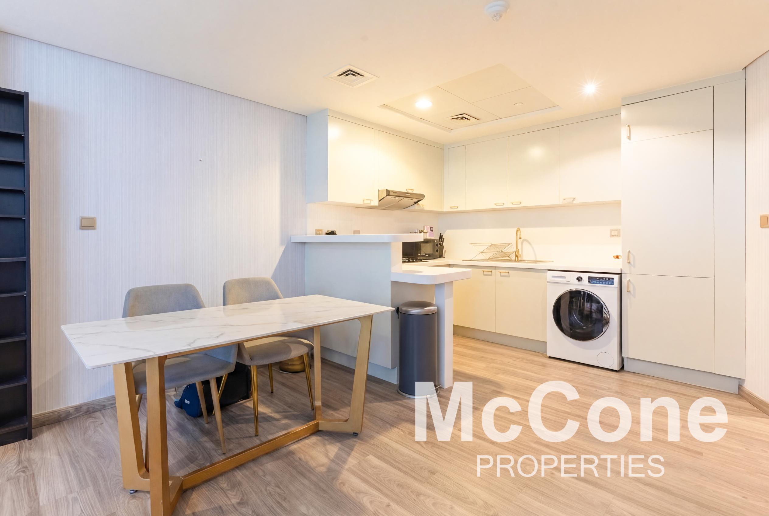 Studio Apartment for Sale in Sky Gardens, DIFC — photograph 10 of 15