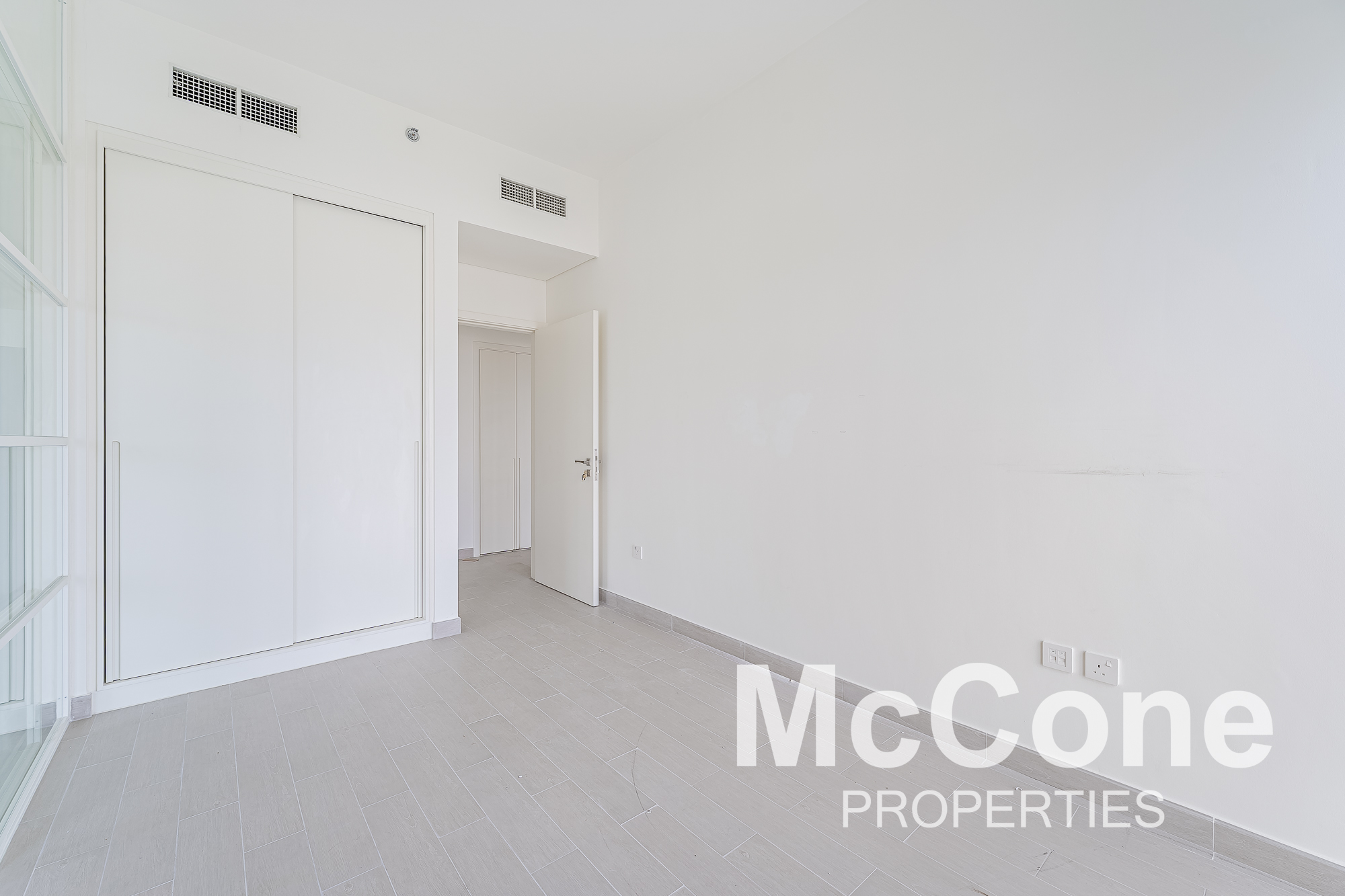 2 Bedroom Apartment for Sale in Golfville Block A, Dubai Hills Estate — photo 6 of 15