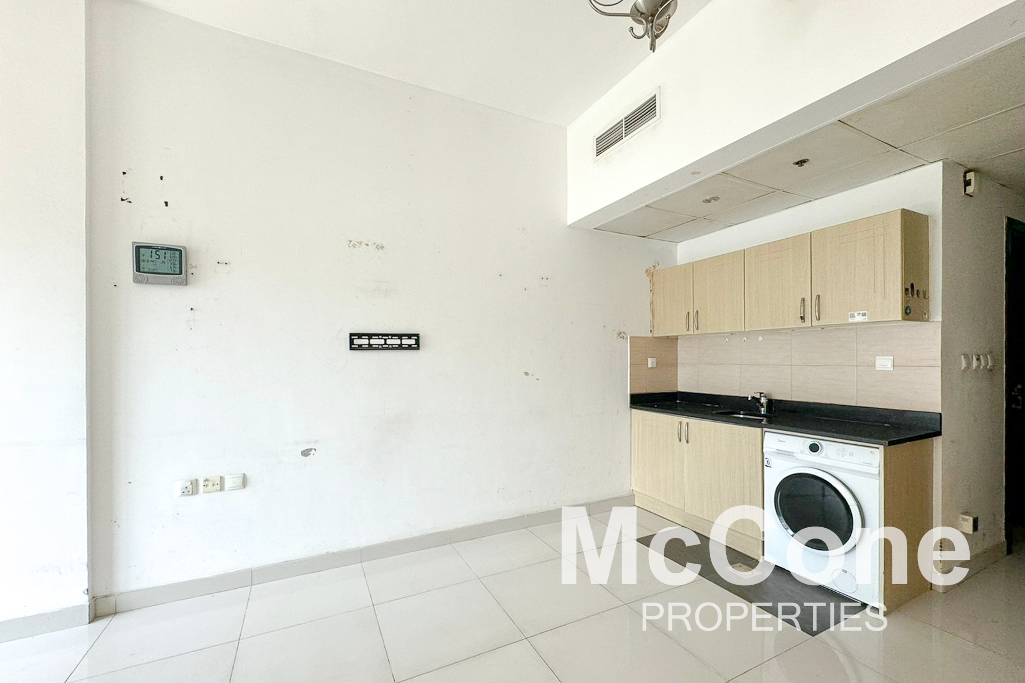 Studio Apartment for Sale in Elite Sports Residence 1, Dubai Sports City — photo 2 of 12
