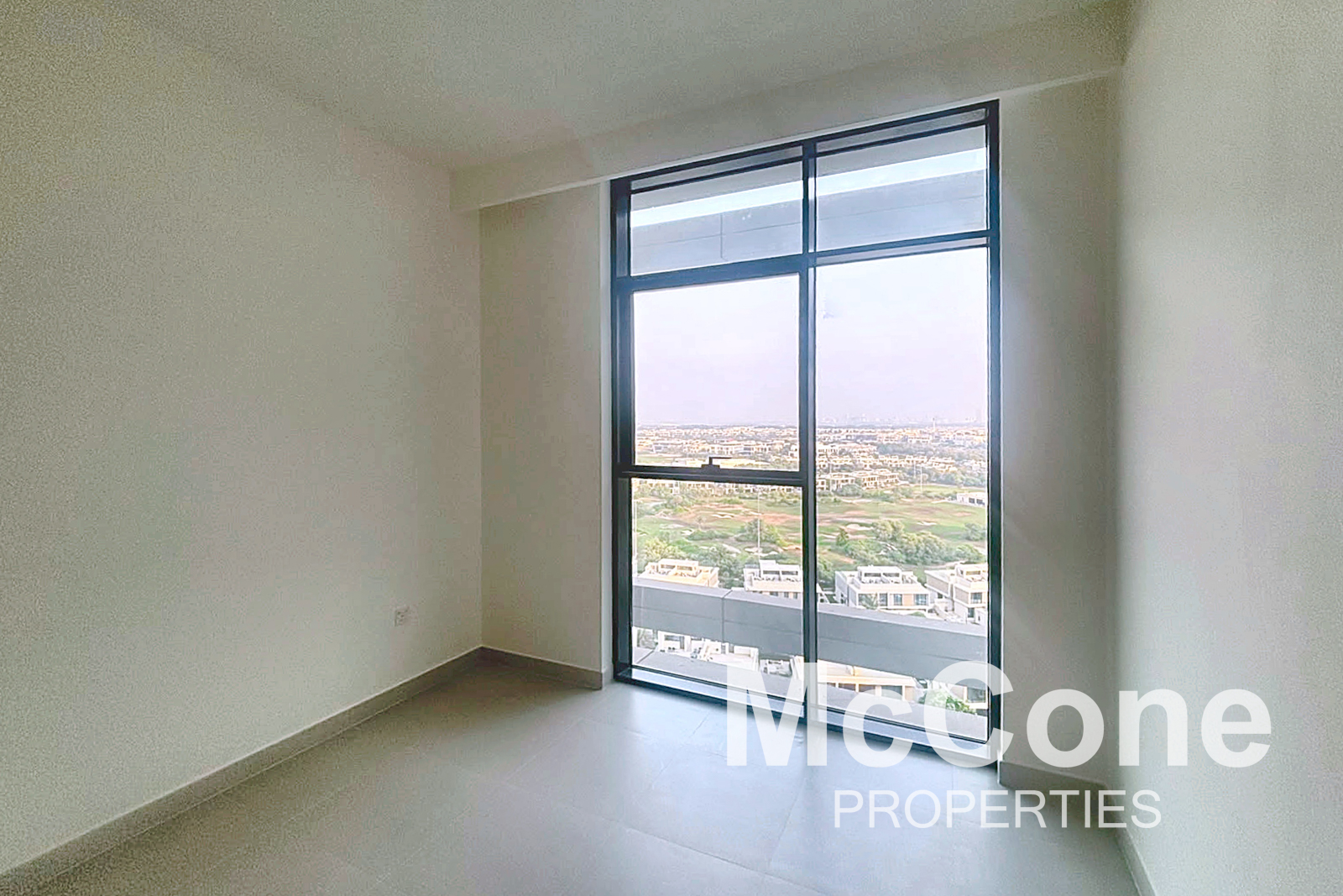 2 Bedroom Apartment for Sale in Golf Grand, Dubai Hills Estate — photo 6 of 15