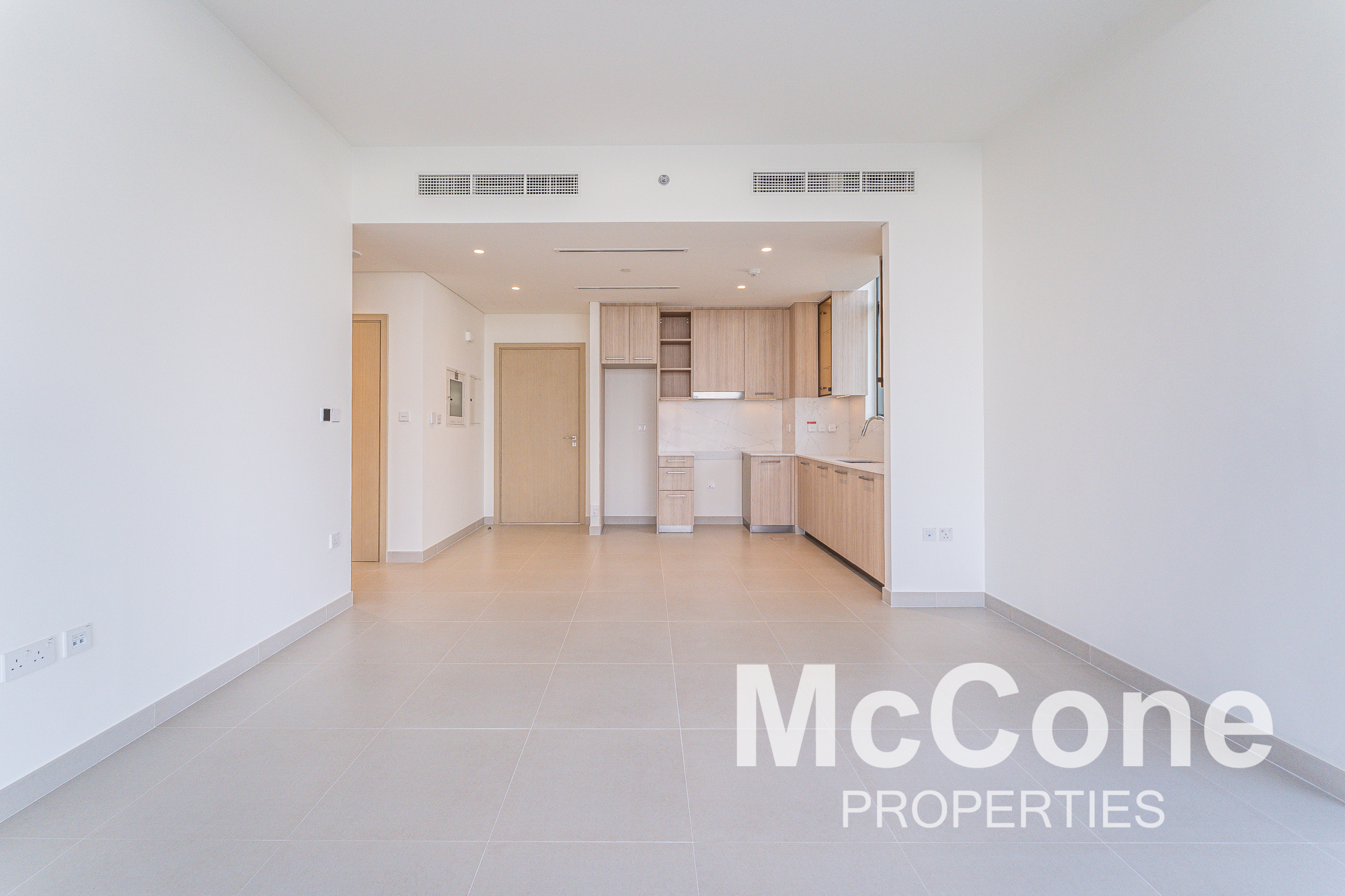 2 Bedroom Apartment for Sale in Golf Grand, Dubai Hills Estate — photo 4 of 17