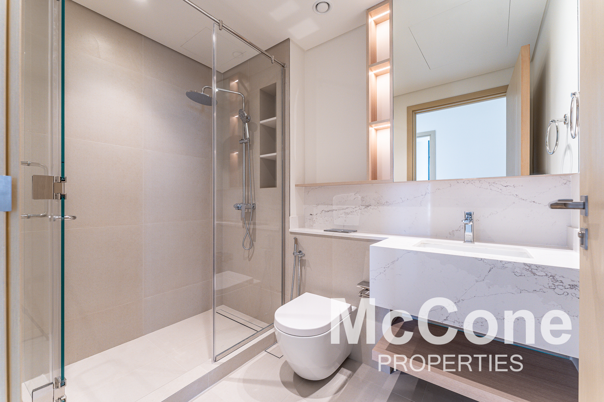 2 Bedroom Apartment for Sale in Golf Grand, Dubai Hills Estate — photograph 10 of 17