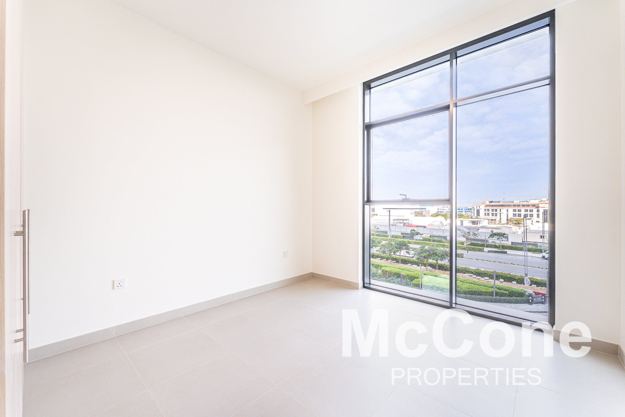 2 Bedroom Apartment for Sale in Golf Grand, Dubai Hills Estate — photo 6 of 17