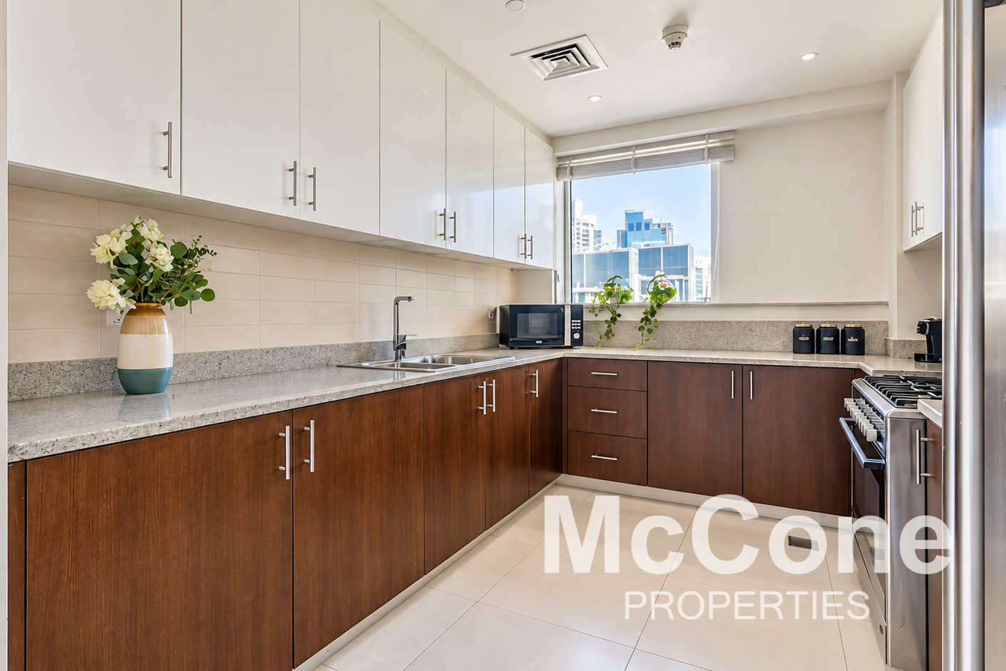 2 Bedroom Apartment for Sale in Boulevard Crescent Tower 2, Downtown Dubai — photo 8 of 17