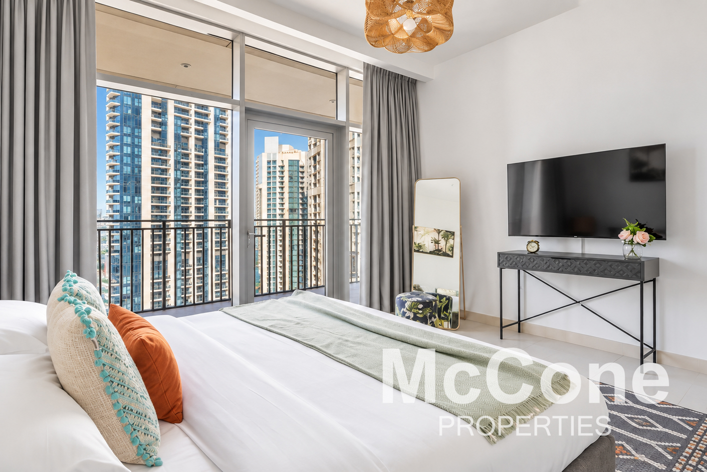 2 Bedroom Apartment for Sale in Boulevard Crescent Tower 2, Downtown Dubai — photograph 13 of 17