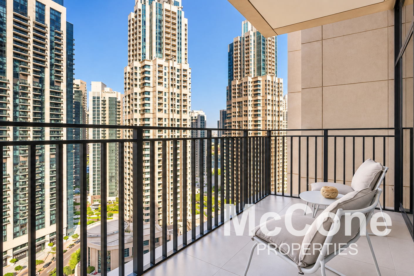 2 Bedroom Apartment for Sale in Boulevard Crescent Tower 2, Downtown Dubai — photograph 14 of 17