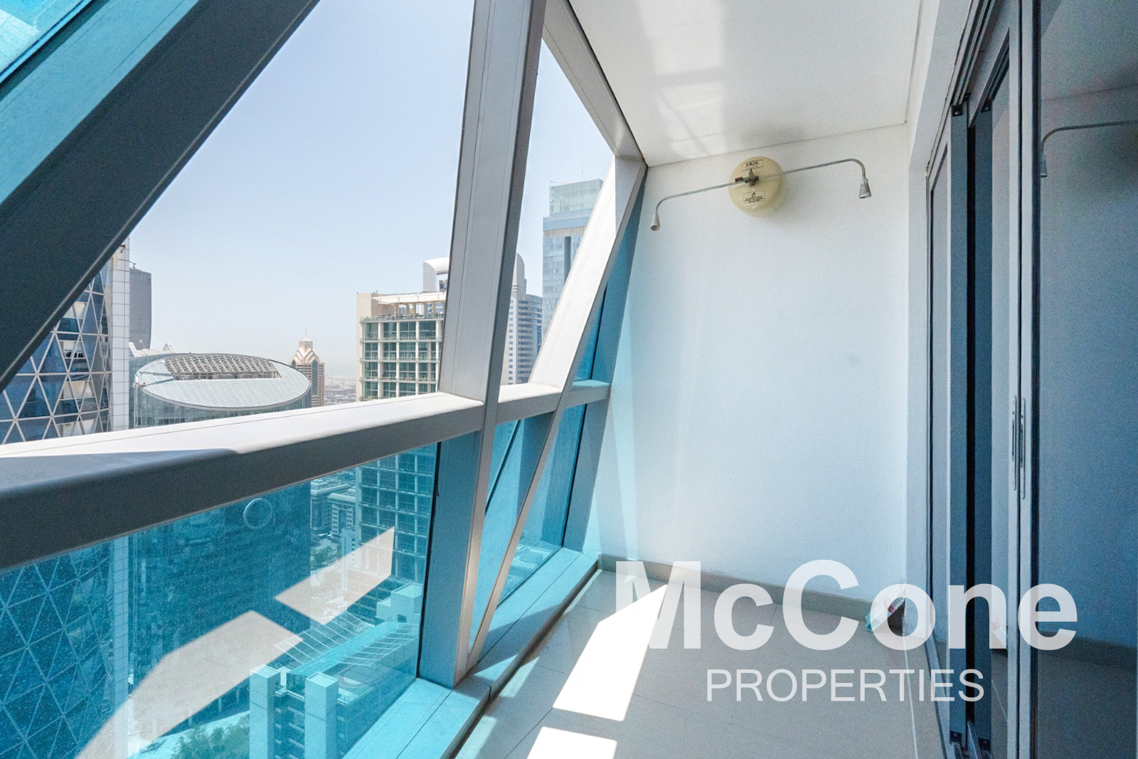 2 Bedroom Apartment for Sale in Park Tower B, DIFC — photo 7 of 10