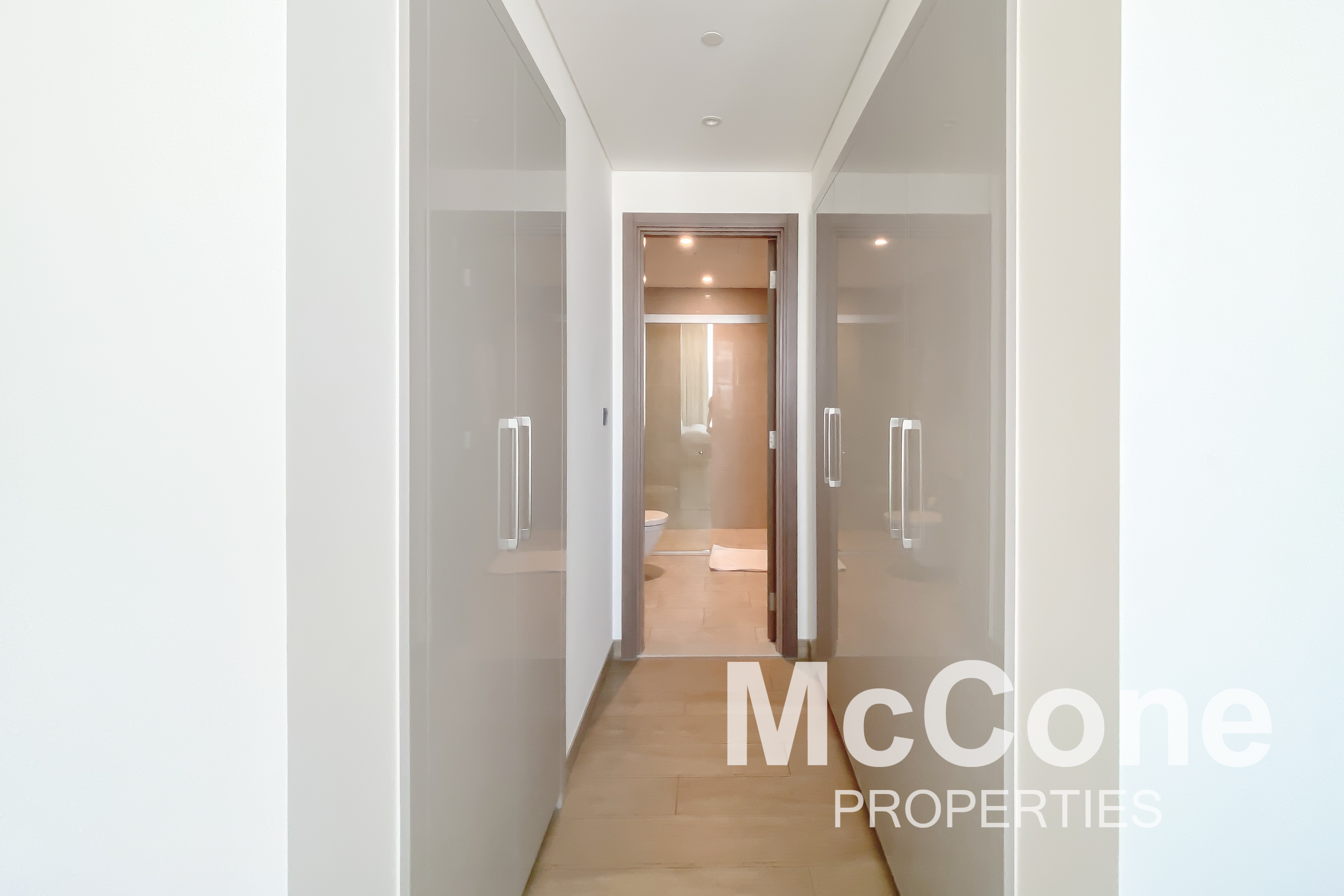 1 Bedroom Apartment for Sale in Waves Grande, Mohammed Bin Rashid City — photo 7 of 12