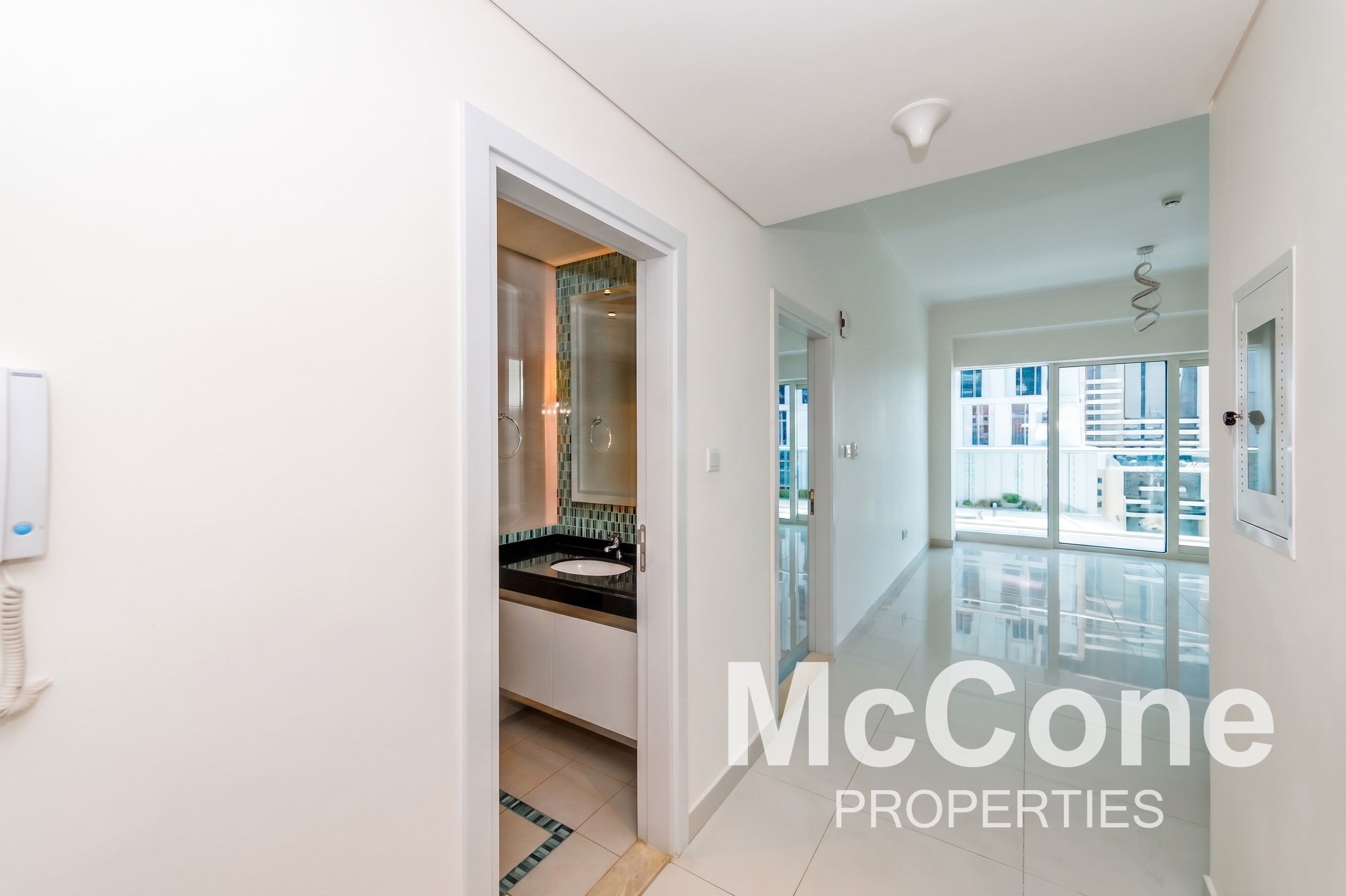 1 Bedroom Apartment for Sale in Damac Heights, Dubai Marina — photograph 11 of 13