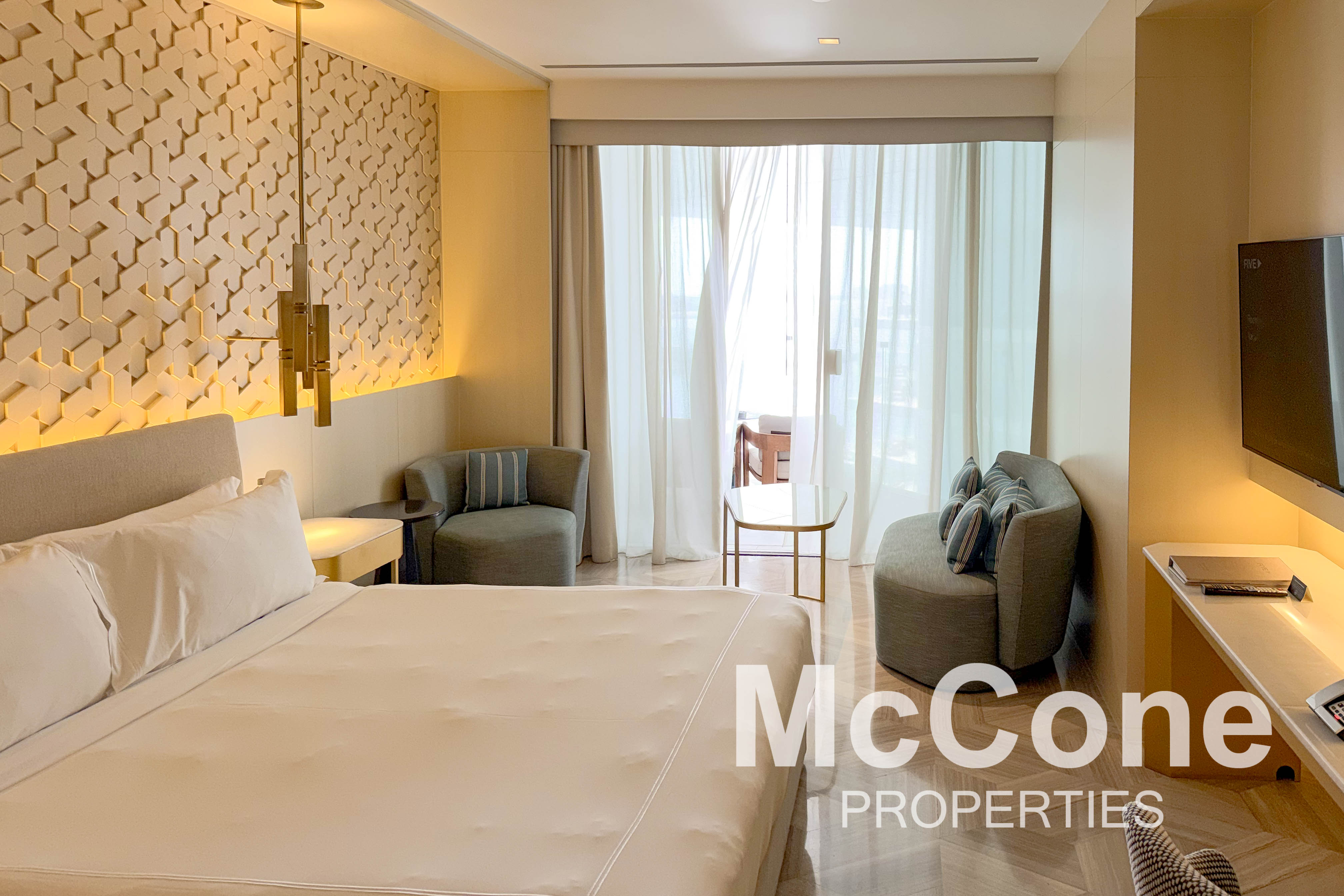 Studio Apartment for Sale in FIVE Palm Jumeirah, Palm Jumeirah — photo 5 of 12