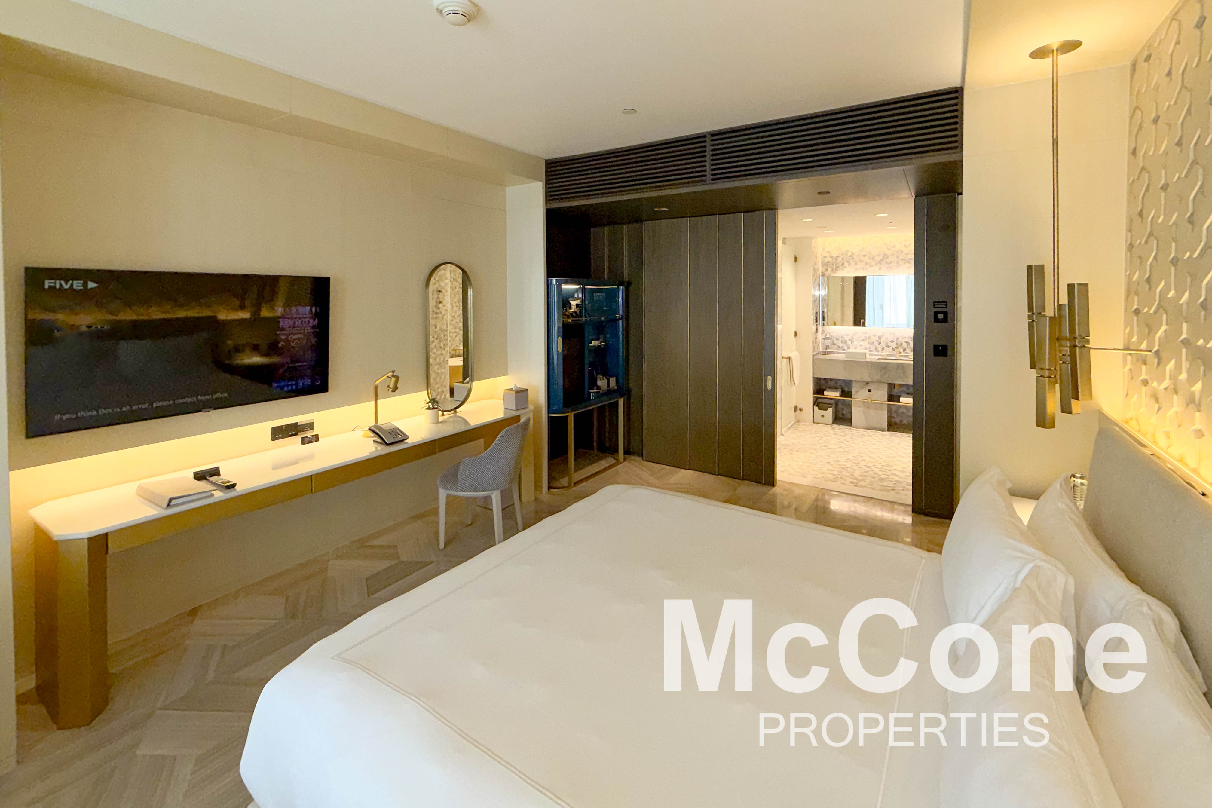 Studio Apartment for Sale in FIVE Palm Jumeirah, Palm Jumeirah — photo 7 of 12