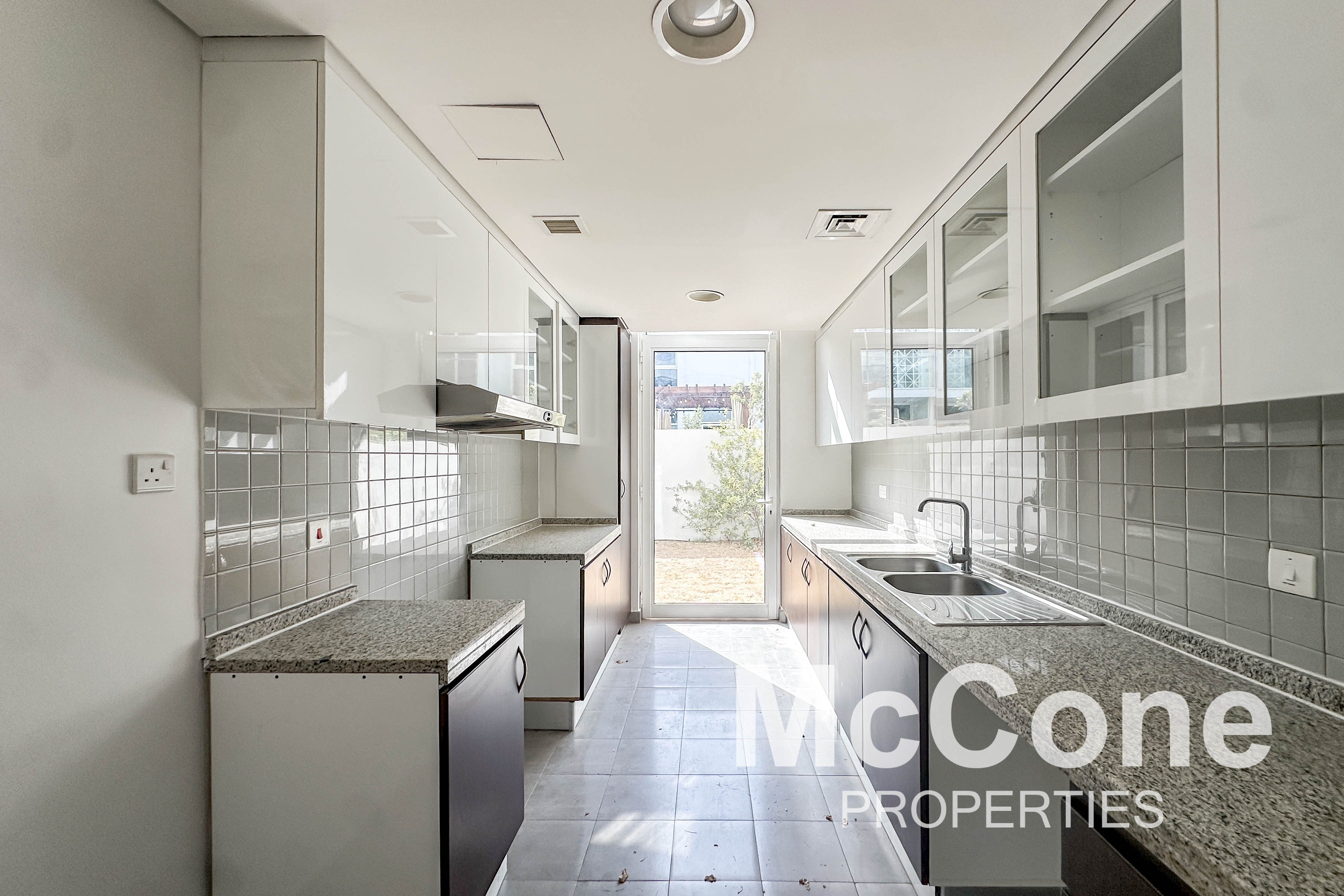 3 Bedroom Villa for Sale in Arabella Townhouses 2, Mudon — photo 3 of 10