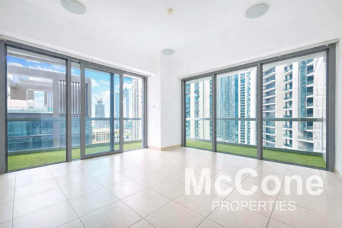 2 Bedroom Apartment for Sale in 8 Boulevard Walk, Downtown Dubai — photo 2 of 13