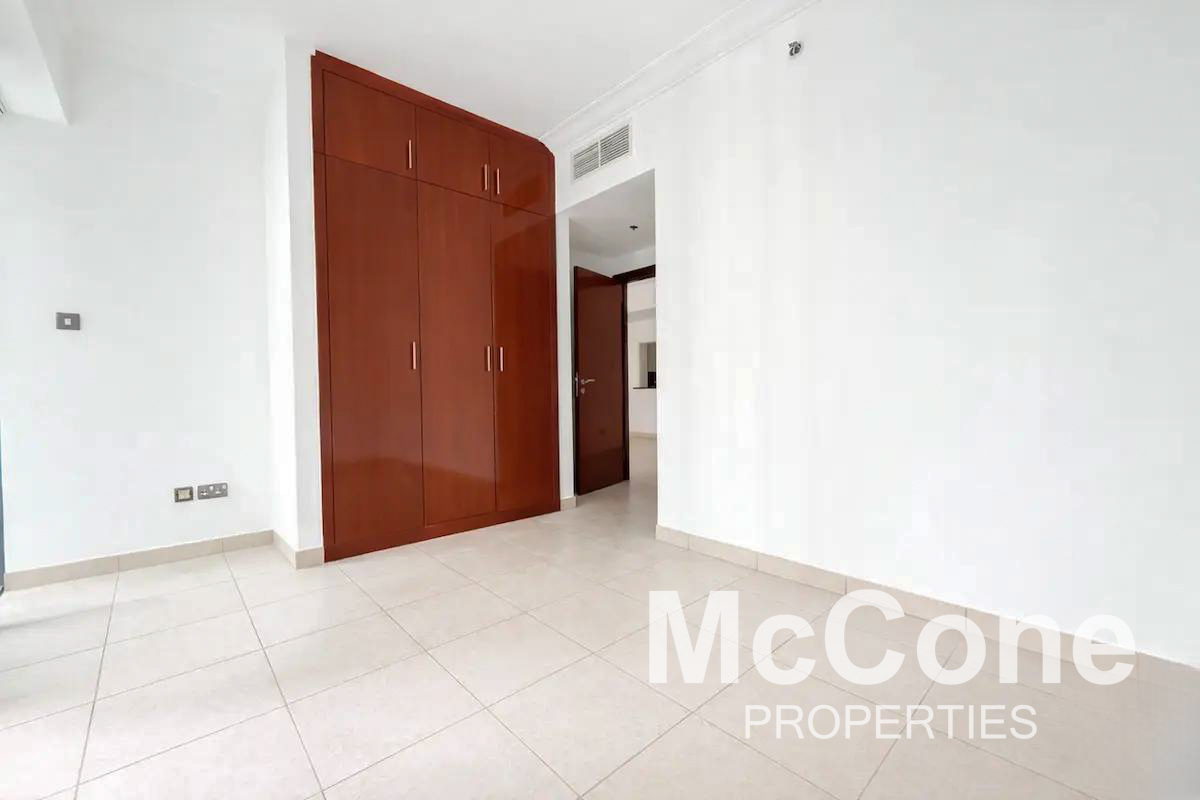 2 Bedroom Apartment for Sale in 8 Boulevard Walk, Downtown Dubai — photo 9 of 13