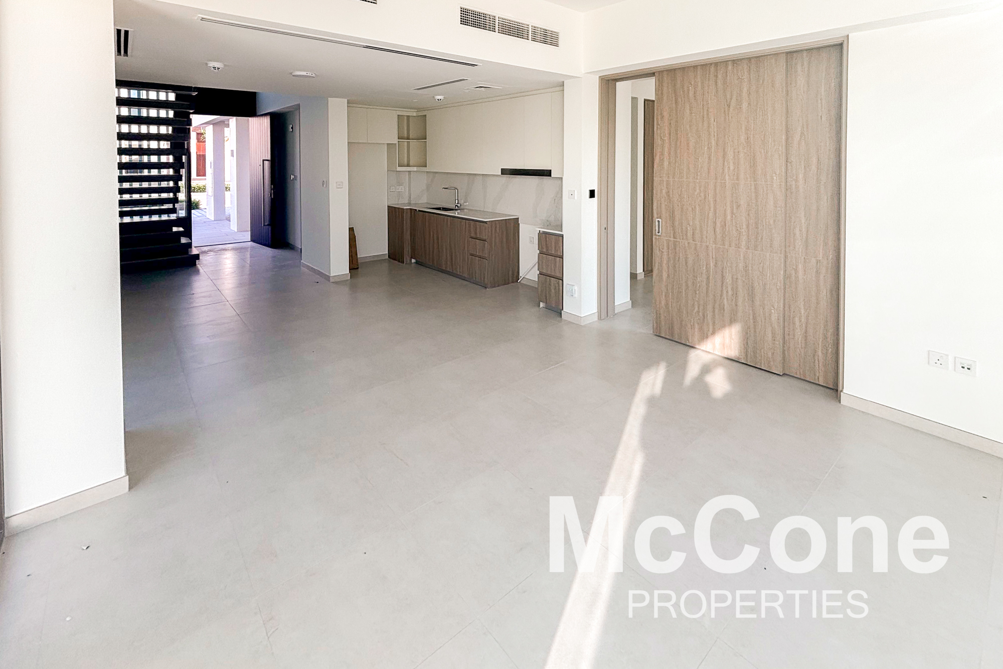 4 Bedroom Townhouse for Sale in Talia, The Valley — photo 3 of 21