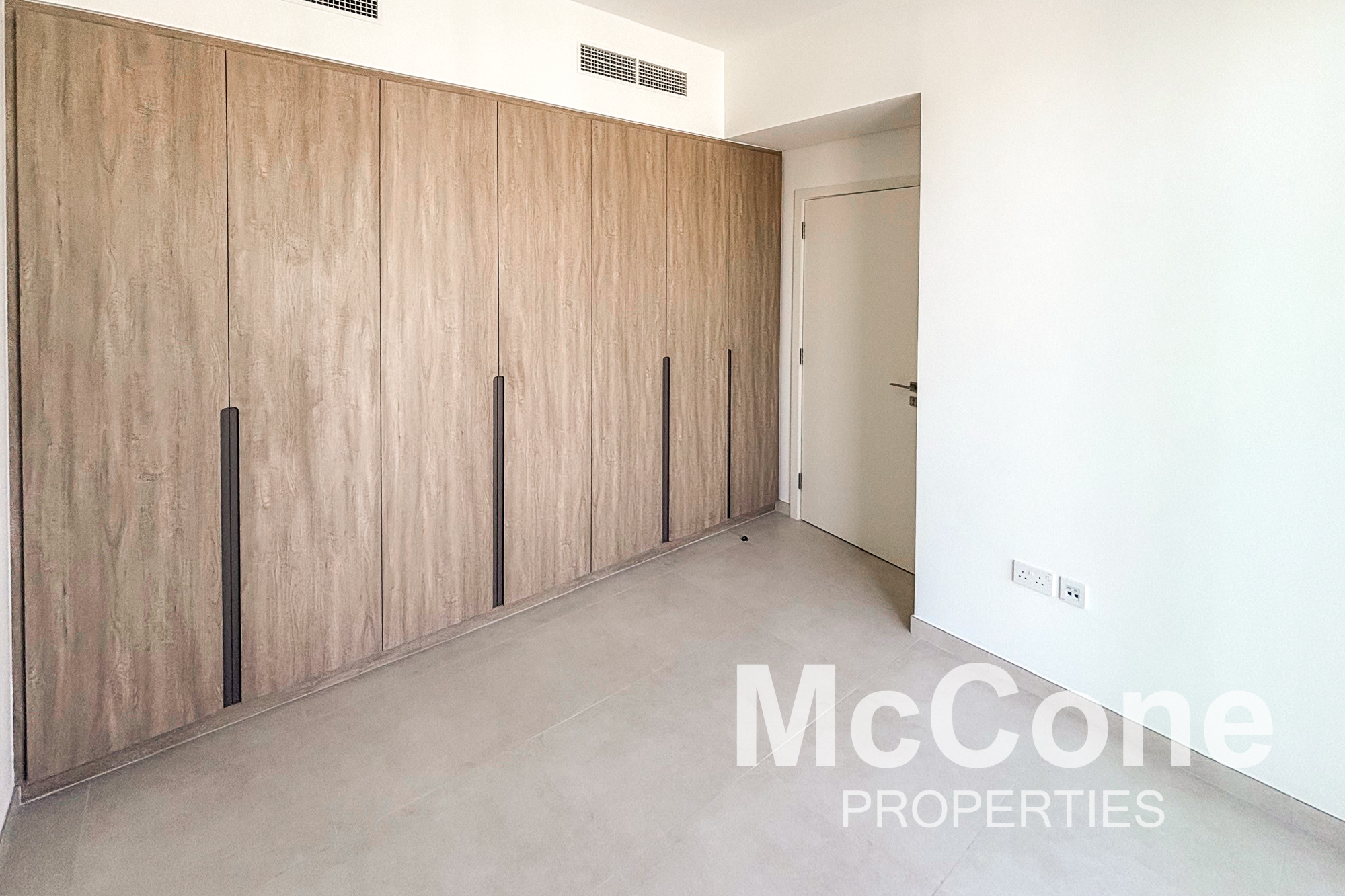 4 Bedroom Townhouse for Sale in Talia, The Valley — photograph 11 of 21