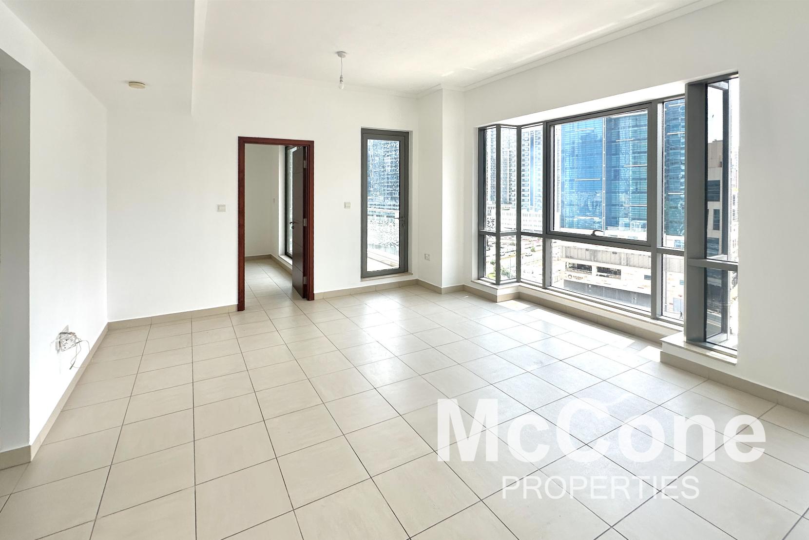1 Bedroom Apartment for Sale in South Ridge 5, Downtown Dubai — photo 3 of 13