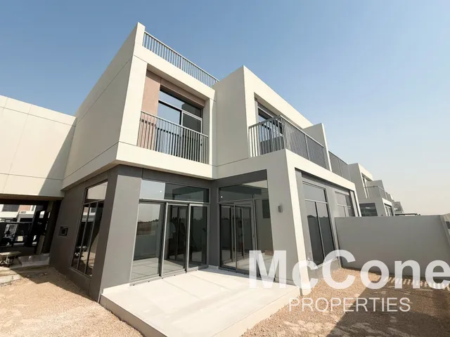 4 Bedroom Villa for Sale in The Pulse Beachfront, Dubai South (Dubai World Central)