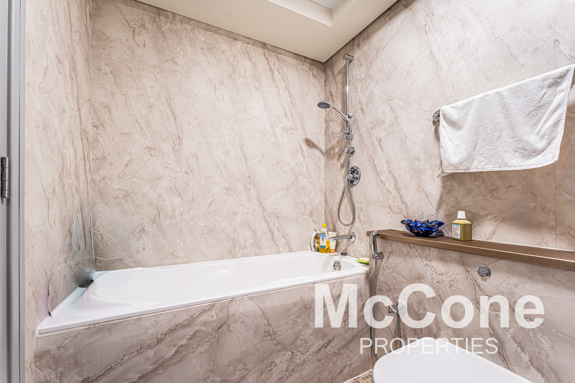 1 Bedroom Apartment for Sale in Sky Gardens, DIFC — photo 8 of 17