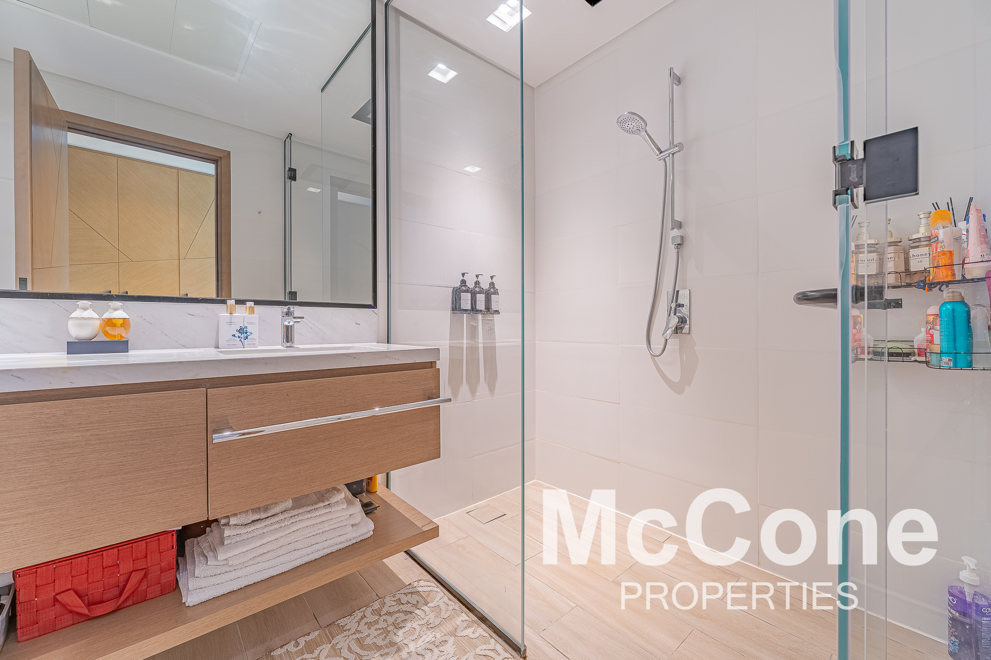 2 Bedroom Apartment for Sale in Palace Residences, Dubai Creek Harbour (The Lagoons) — photograph 12 of 17
