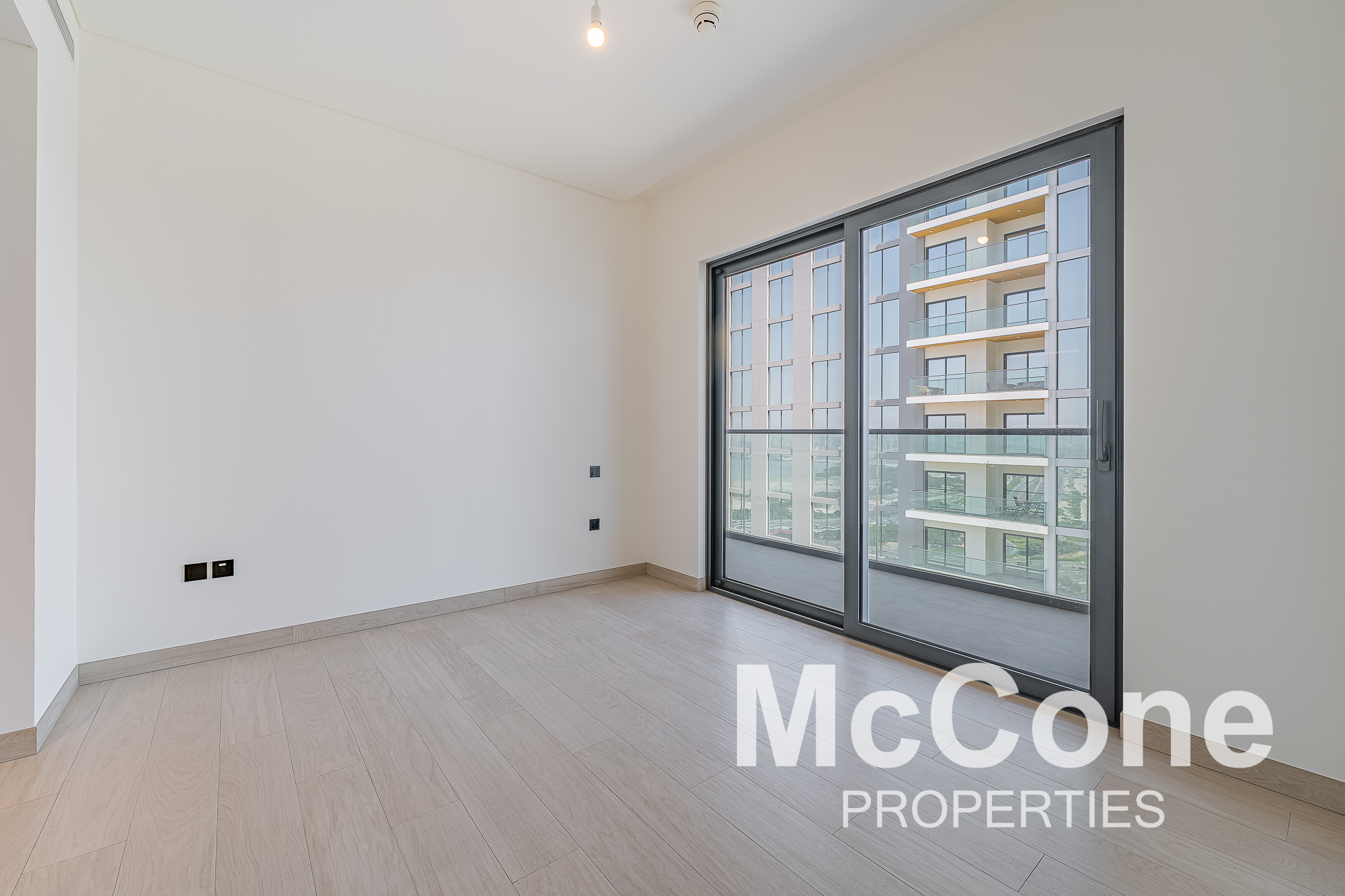 2 Bedroom Apartment for Sale in Crest Grande, Mohammed Bin Rashid City — photo 7 of 17
