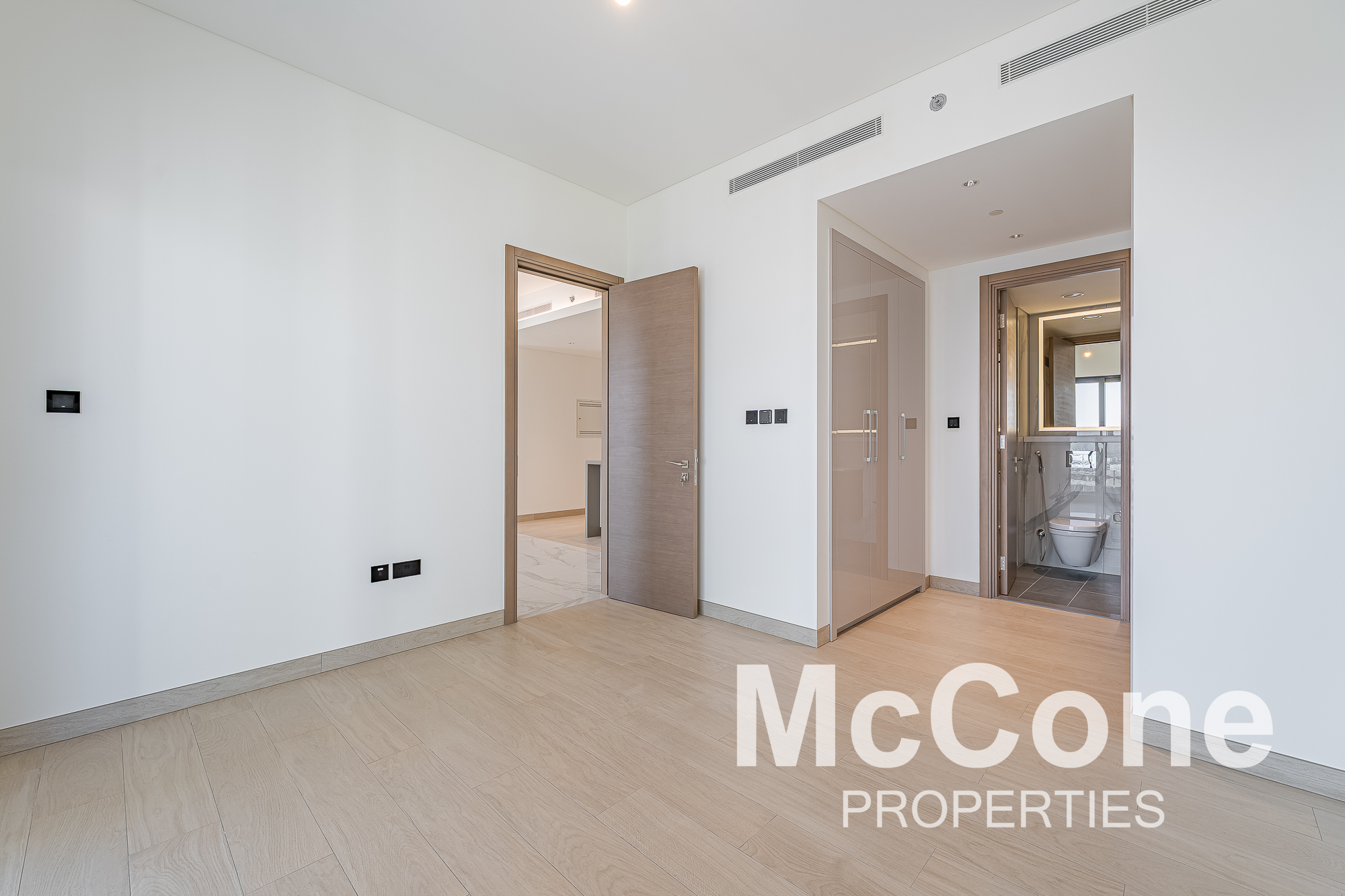 2 Bedroom Apartment for Sale in Crest Grande, Mohammed Bin Rashid City — photo 8 of 17