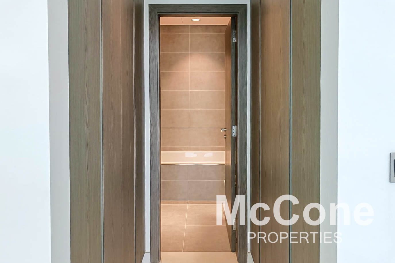 1 Bedroom Apartment for Sale in Residences 16, Mohammed Bin Rashid City — photo 5 of 10