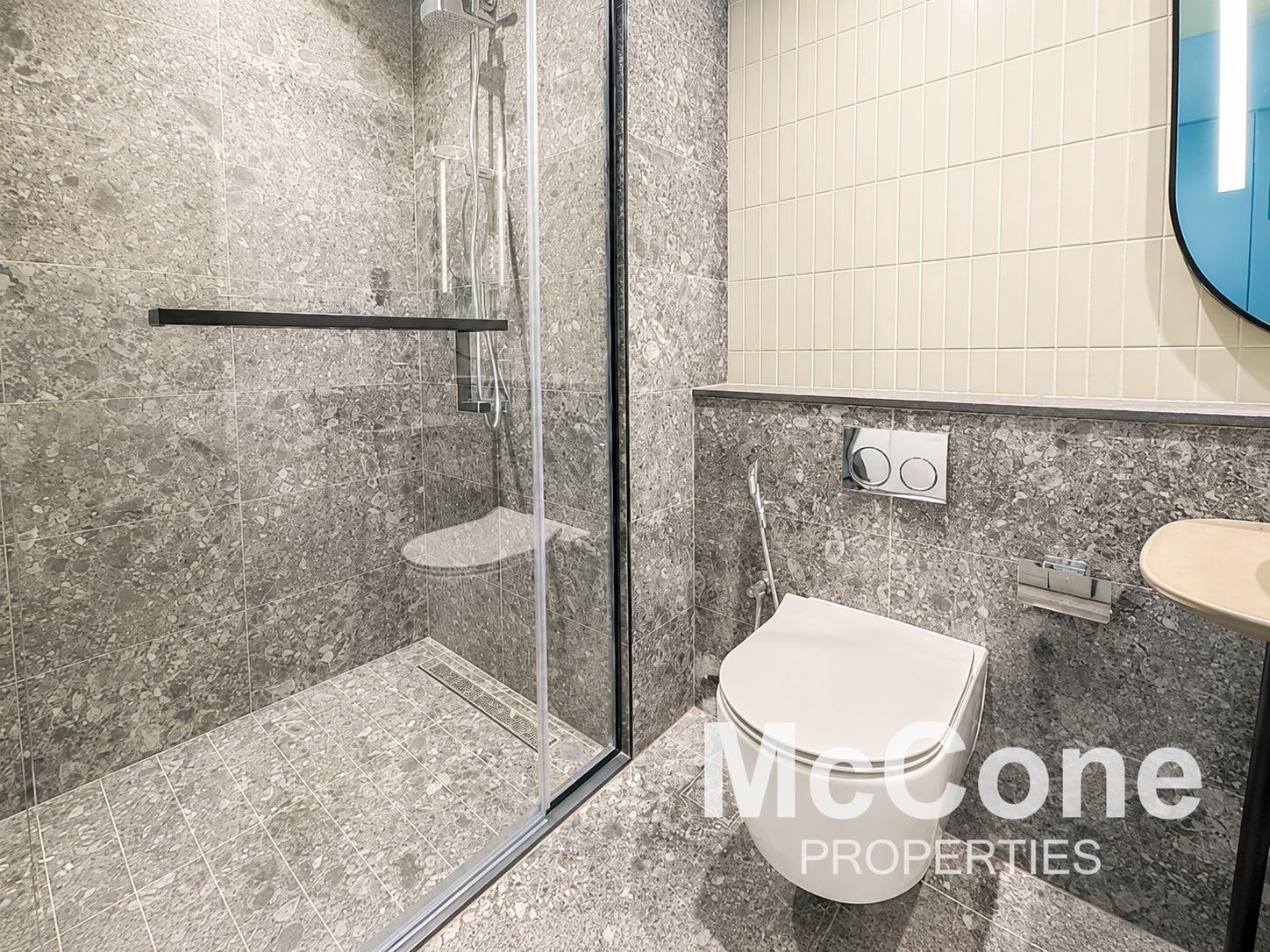 Studio Apartment for Sale in Peninsula Three, Business Bay — photograph 11 of 12