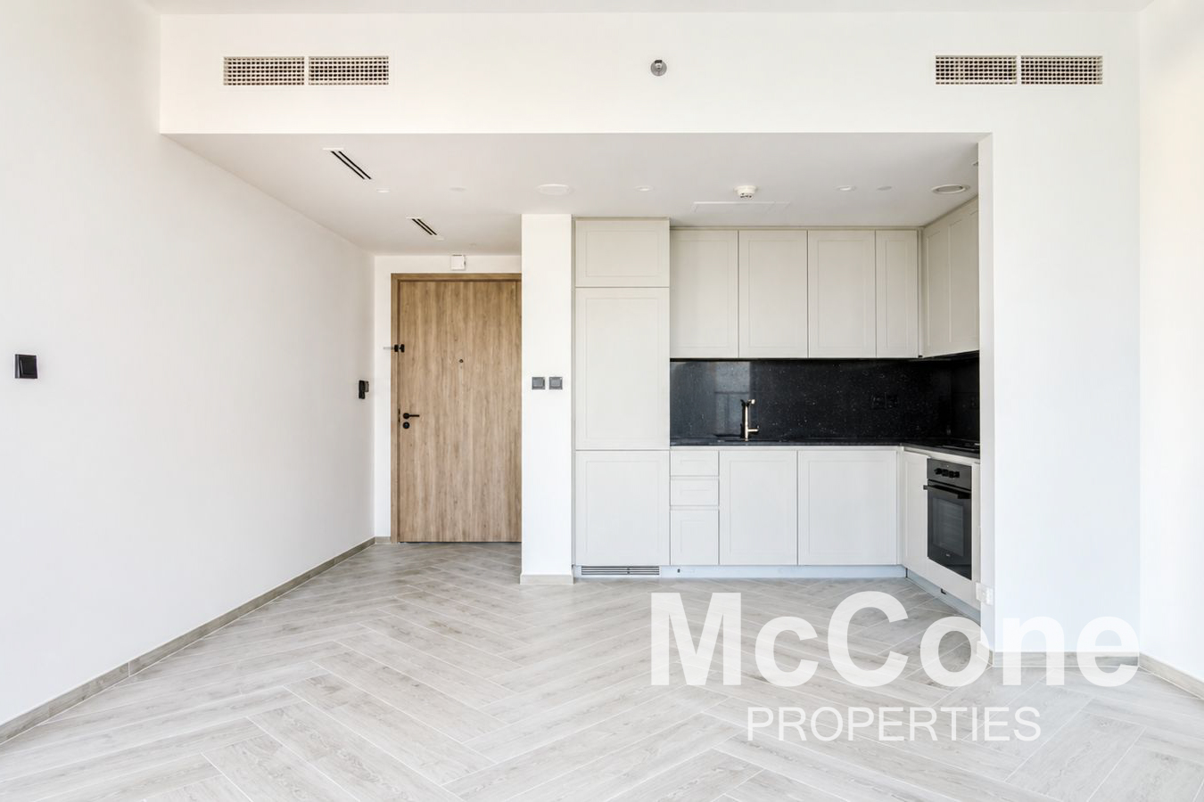 1 Bedroom Apartment for Sale in Peninsula Three, Business Bay — photo 5 of 11