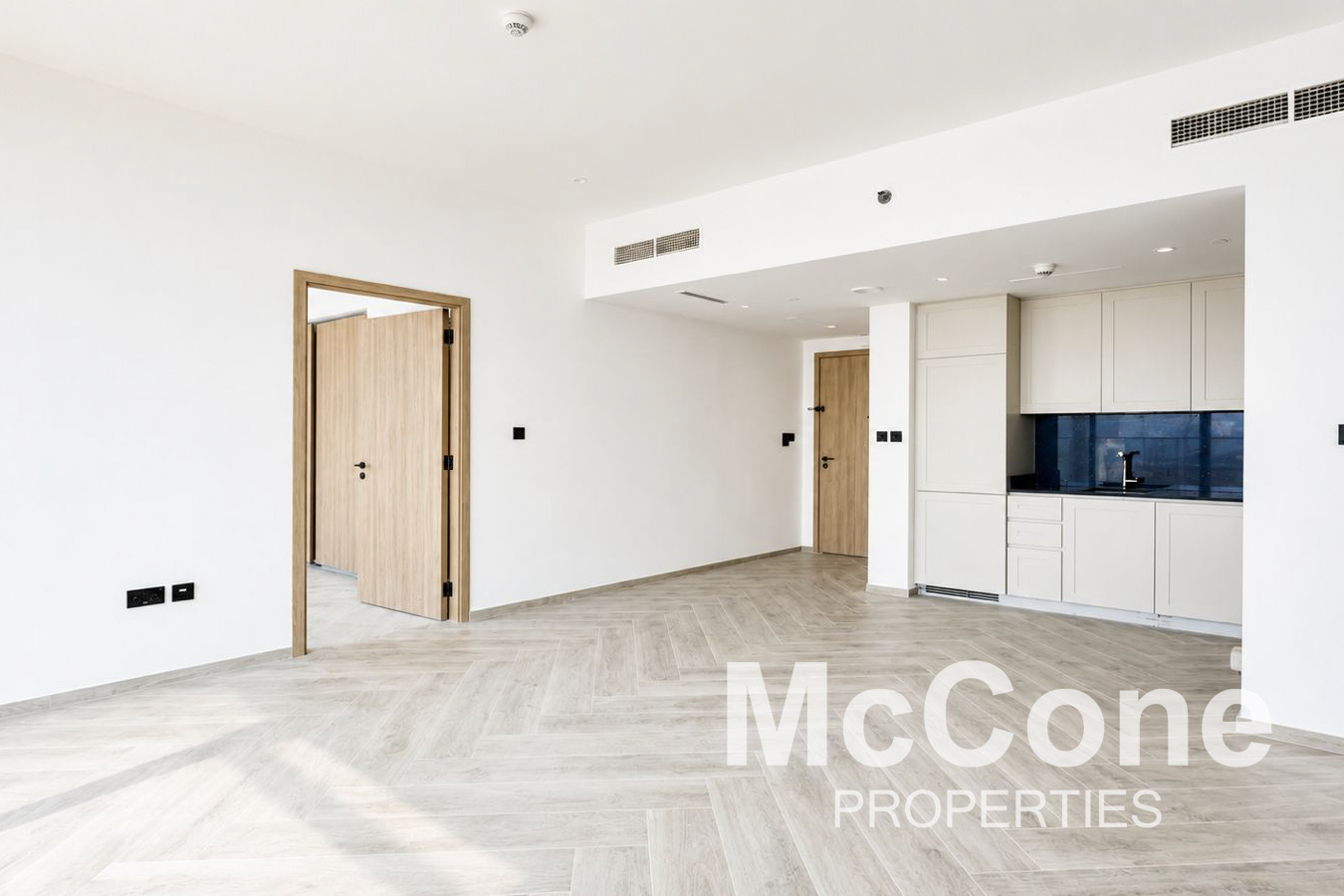 1 Bedroom Apartment for Sale in Peninsula Three, Business Bay