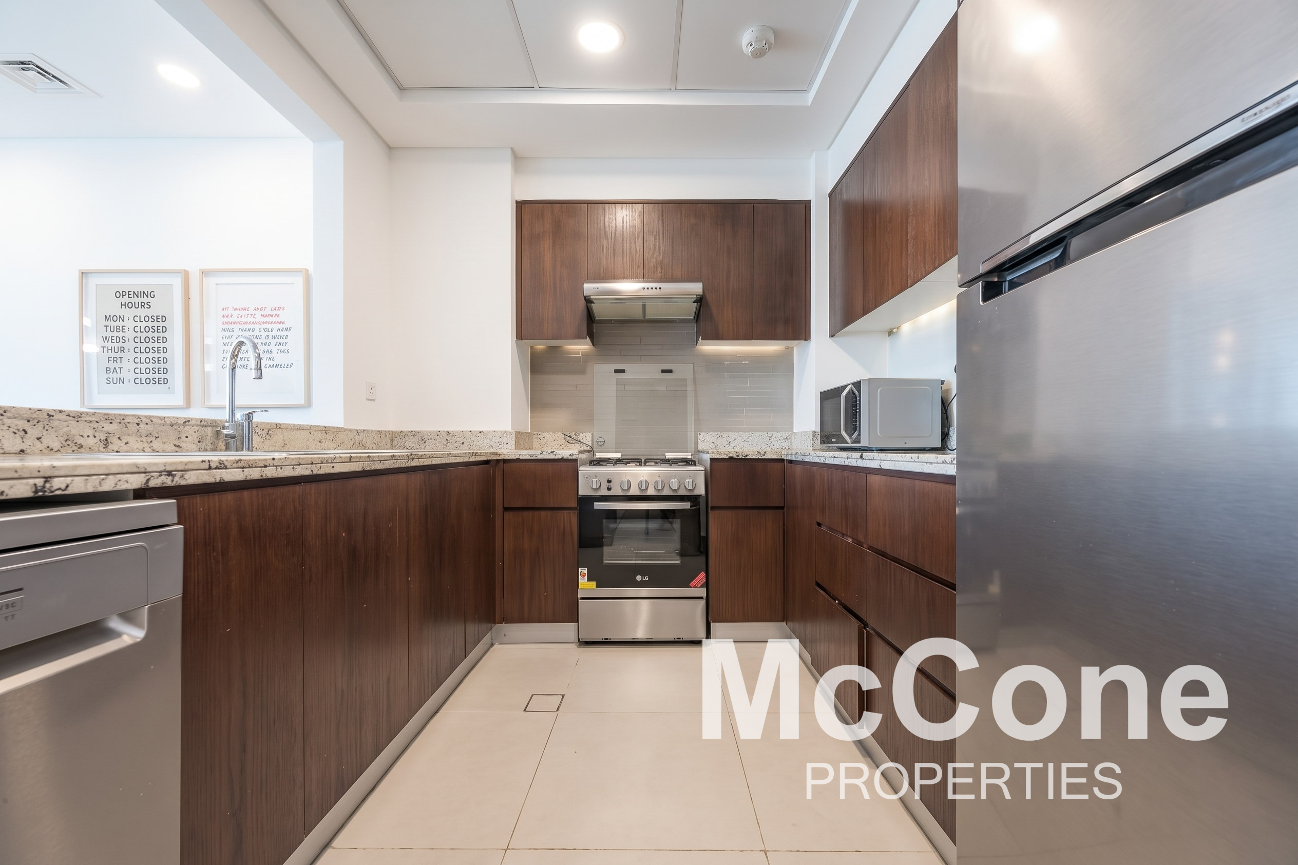 1 Bedroom Apartment for Sale in Bellevue Tower 1, Downtown Dubai — photo 3 of 19