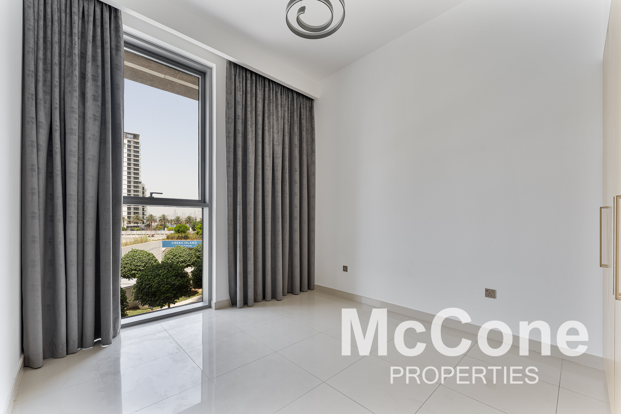 2 Bedroom Apartment for Sale in 17 Icon Bay, Dubai Creek Harbour (The Lagoons) — photo 5 of 18