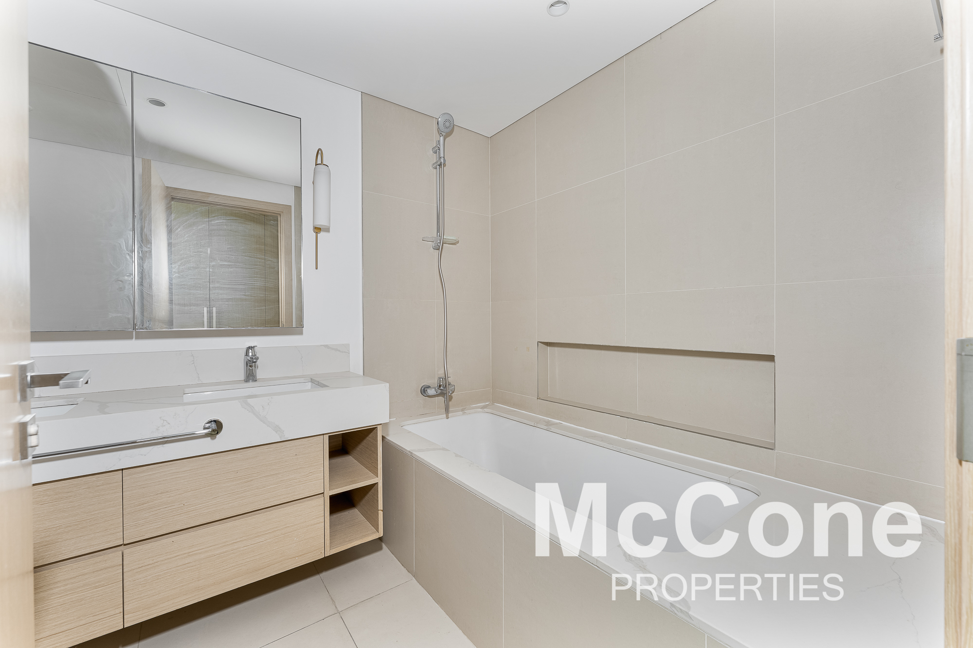 2 Bedroom Apartment for Sale in 17 Icon Bay, Dubai Creek Harbour (The Lagoons) — photograph 13 of 18