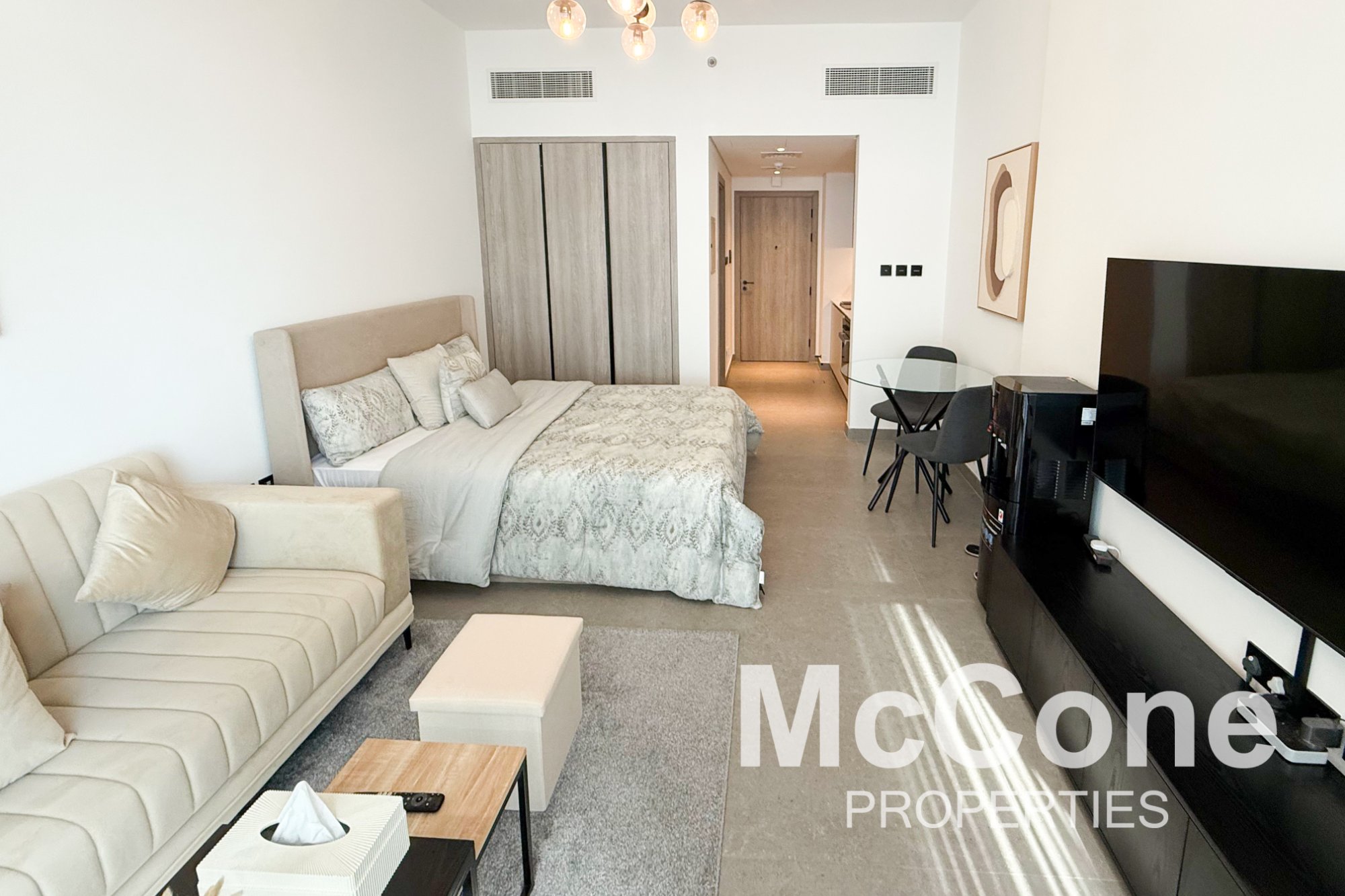 Studio Apartment for Sale in Oxford Terraces, Jumeirah Village Circle — photo 3 of 13