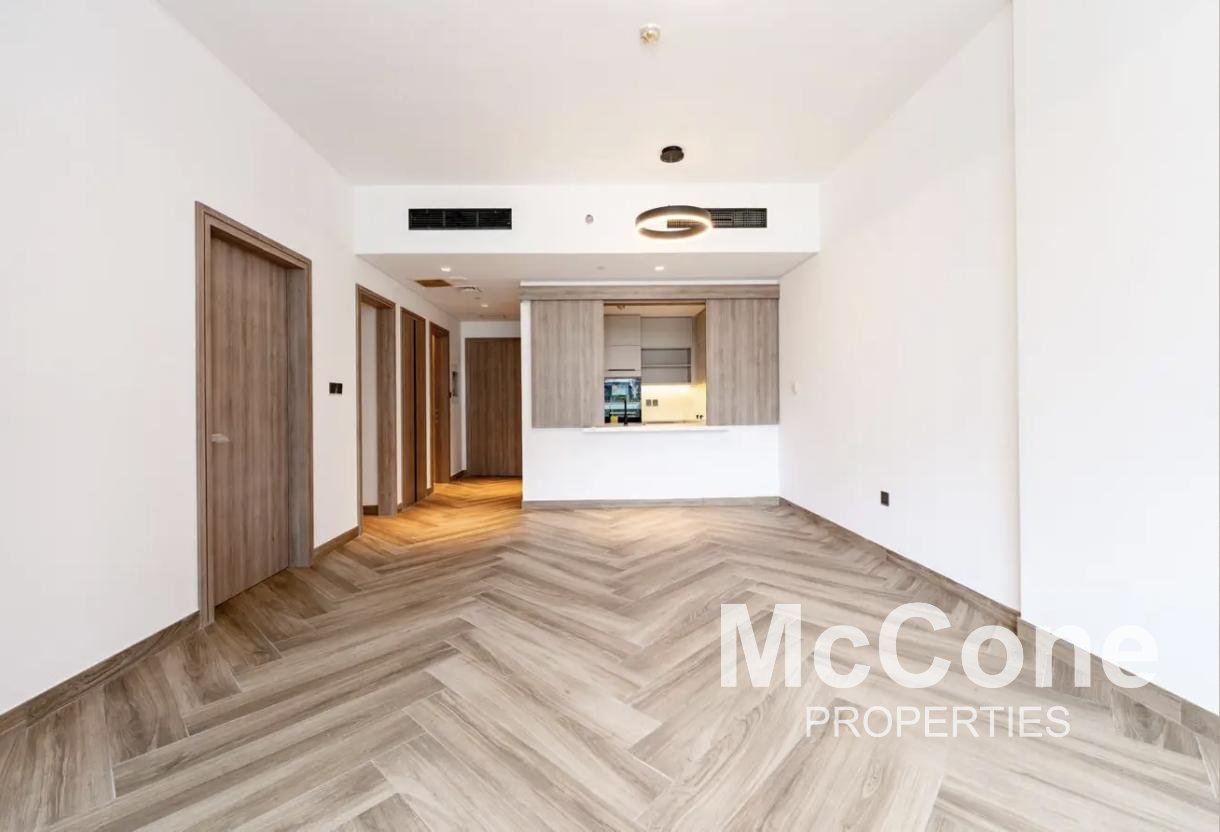 1 Bedroom Apartment for Sale in 399 Hills Park B, Dubai Hills Estate — photo 2 of 16