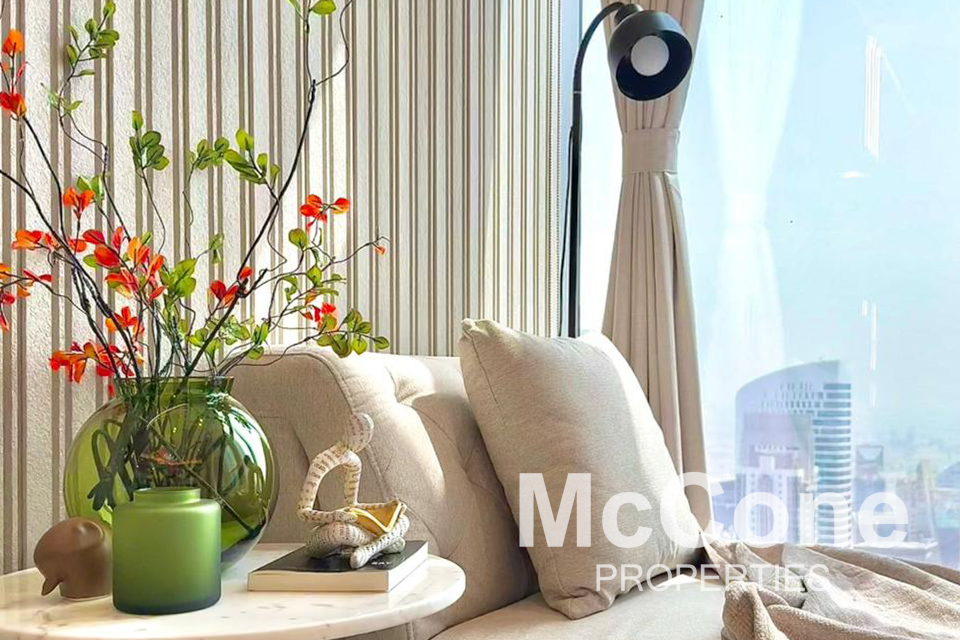 1 Bedroom Apartment for Sale in Paramount Tower Hotel & Residences, Business Bay — photo 8 of 12