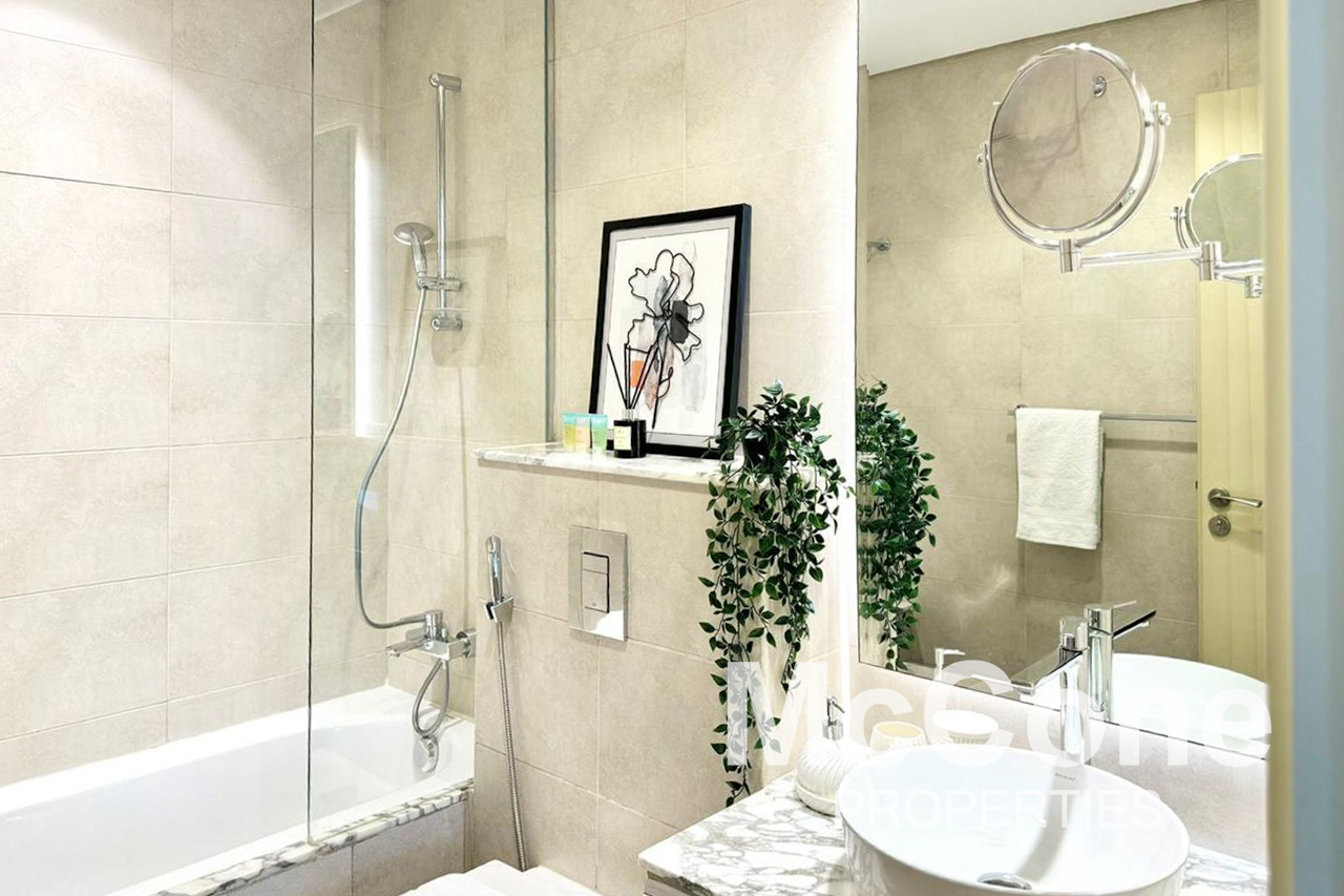 1 Bedroom Apartment for Sale in Paramount Tower Hotel & Residences, Business Bay — photograph 11 of 12