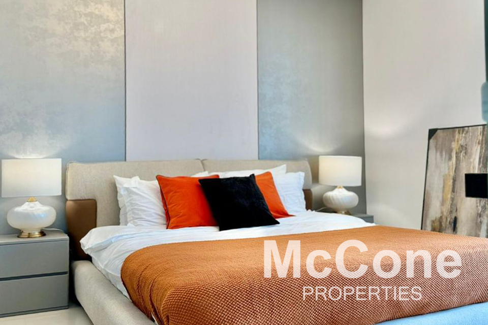 1 Bedroom Apartment for Sale in Paramount Tower Hotel & Residences, Business Bay — photo 9 of 12