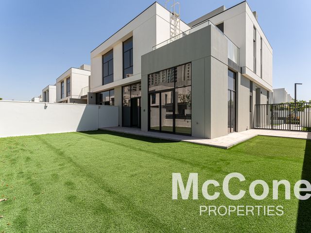 4 Bedroom Townhouse for Sale in Murooj Al Furjan East, Al Furjan