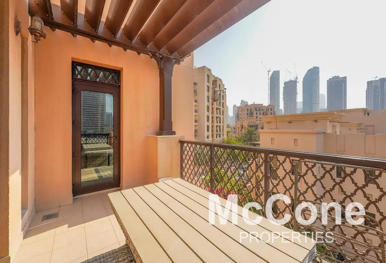 1 Bedroom Apartment for Sale in Zanzebeel 3, Downtown Dubai — photo 2 of 10