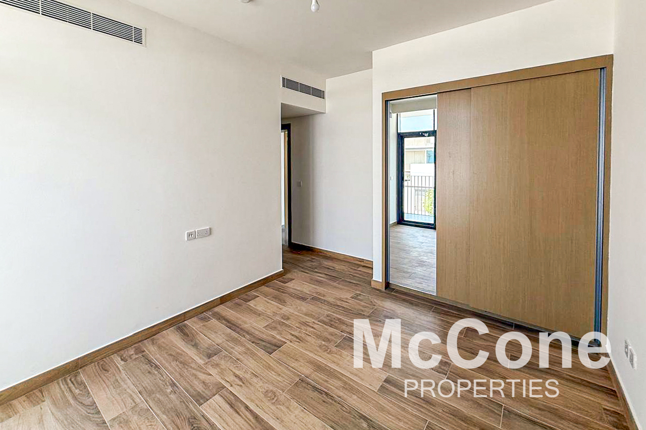 4 Bedroom Villa for Sale in Tilal Al Furjan, Al Furjan — photograph 16 of 27