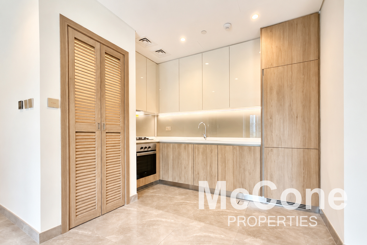 2 Bedroom Apartment for Sale in Peninsula Two, Business Bay — photo 3 of 15