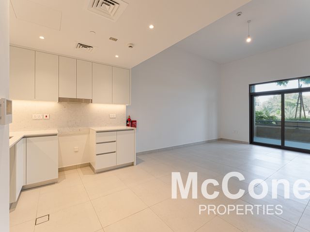 1 Bedroom Apartment for Sale in Jadeel 3, Umm Suqeim