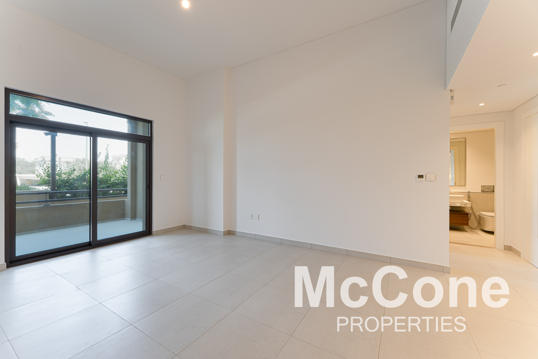 1 Bedroom Apartment for Sale in Jadeel 3, Umm Suqeim — photo 7 of 14