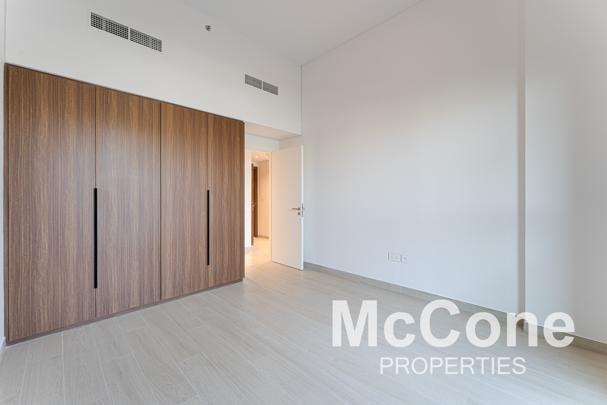 1 Bedroom Apartment for Sale in Jadeel 3, Umm Suqeim — photo 8 of 14