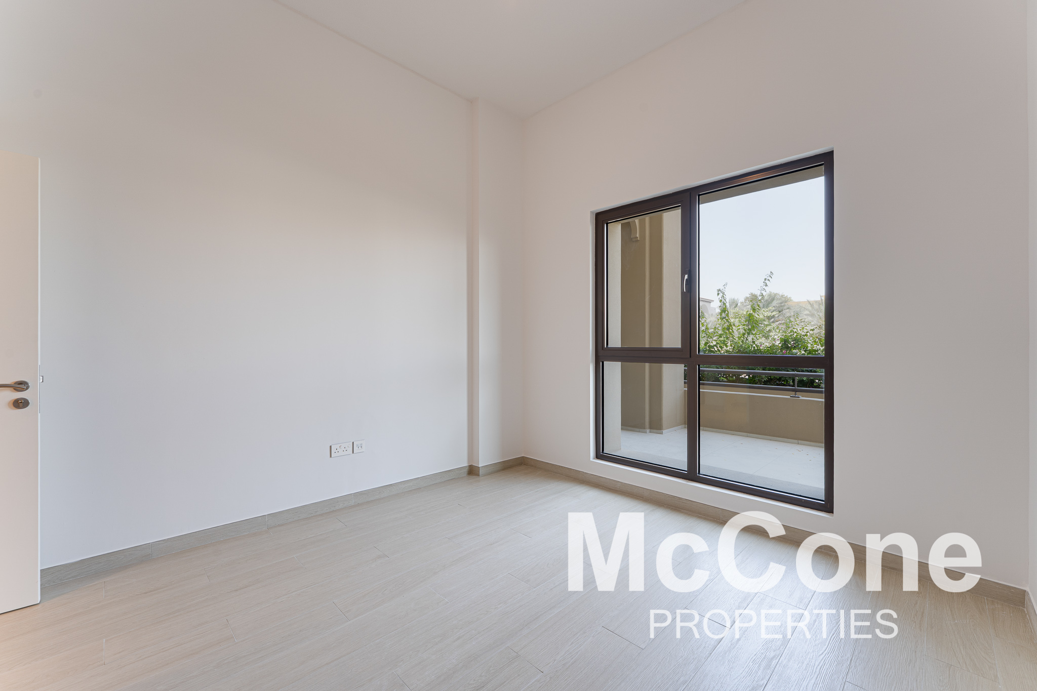 1 Bedroom Apartment for Sale in Jadeel 3, Umm Suqeim — photograph 11 of 14