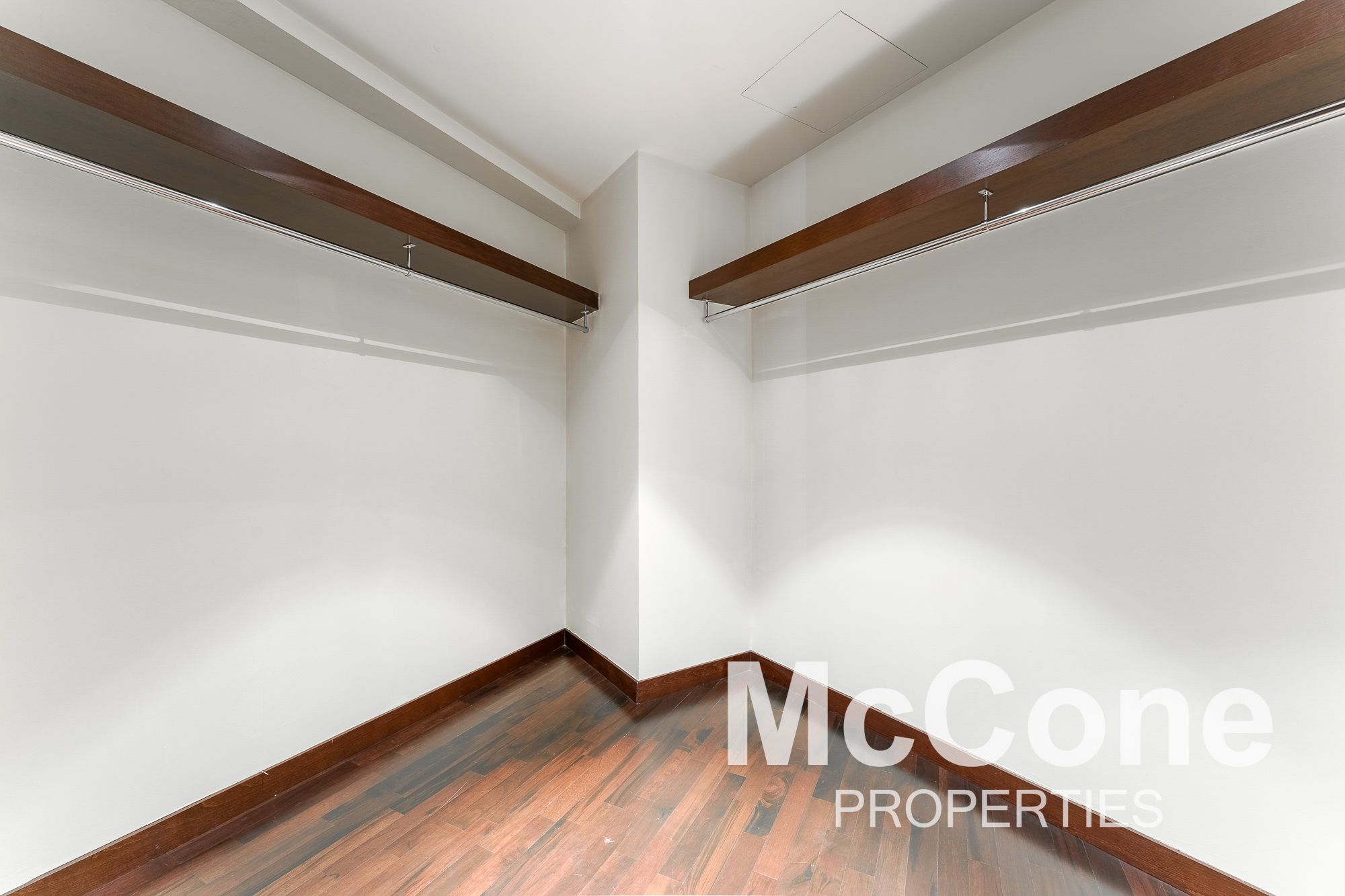 2 Bedroom Apartment for Sale in Burj Khalifa, Downtown Dubai — photo 8 of 16